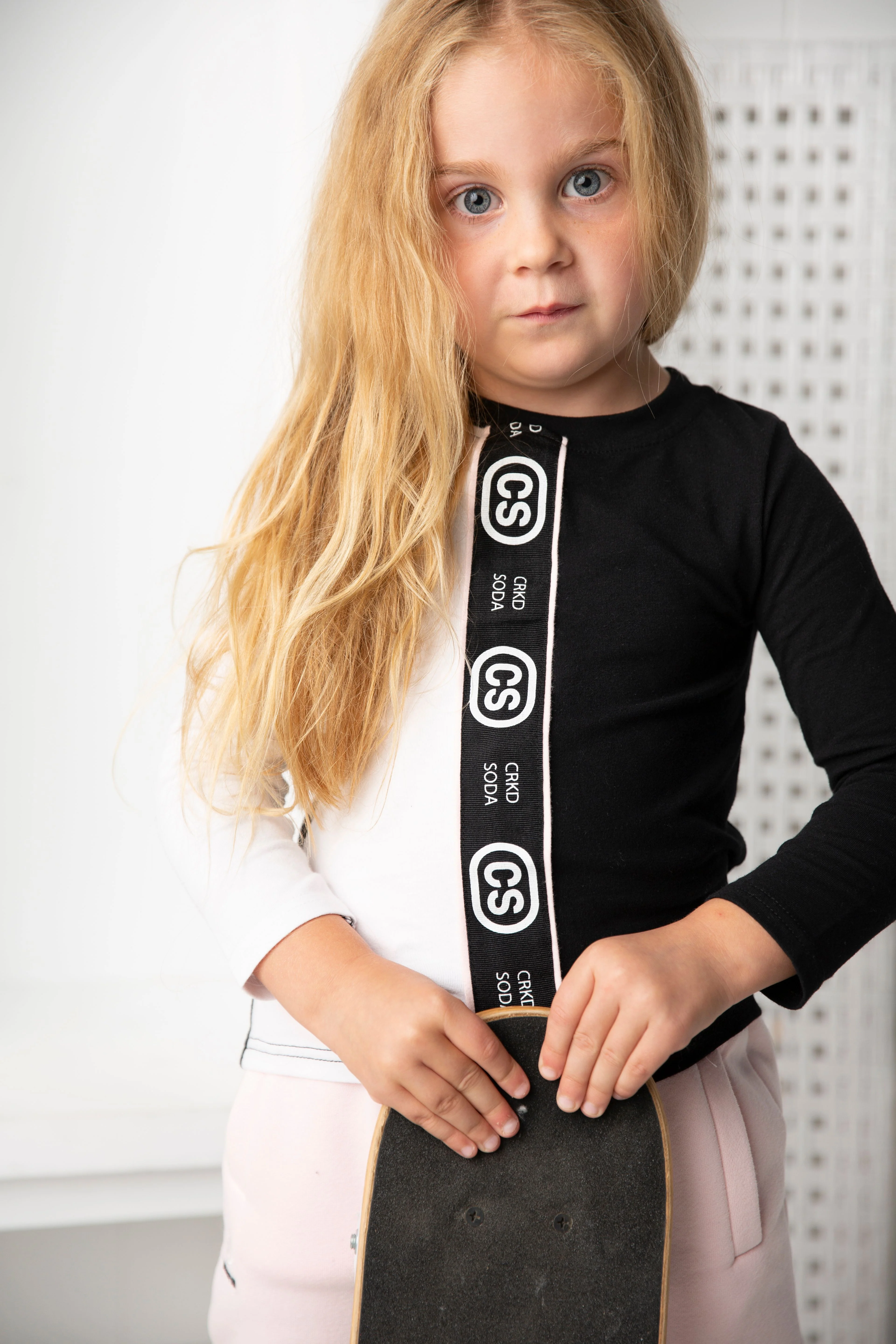 Alaska Detailed Long Sleeve Tee - Black & White - Image 3
