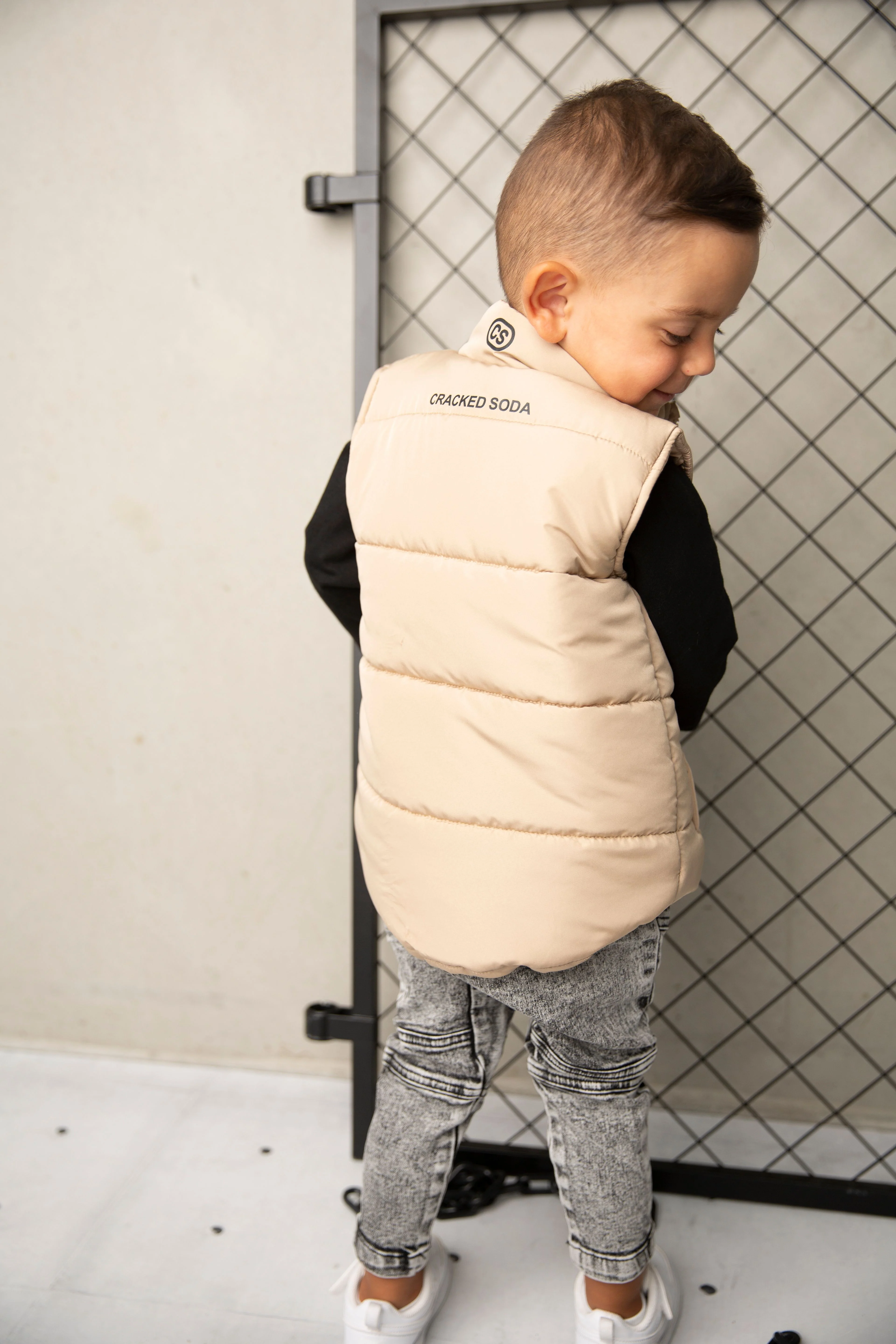 Albie Puffer Vest - Biscuit - Image 5