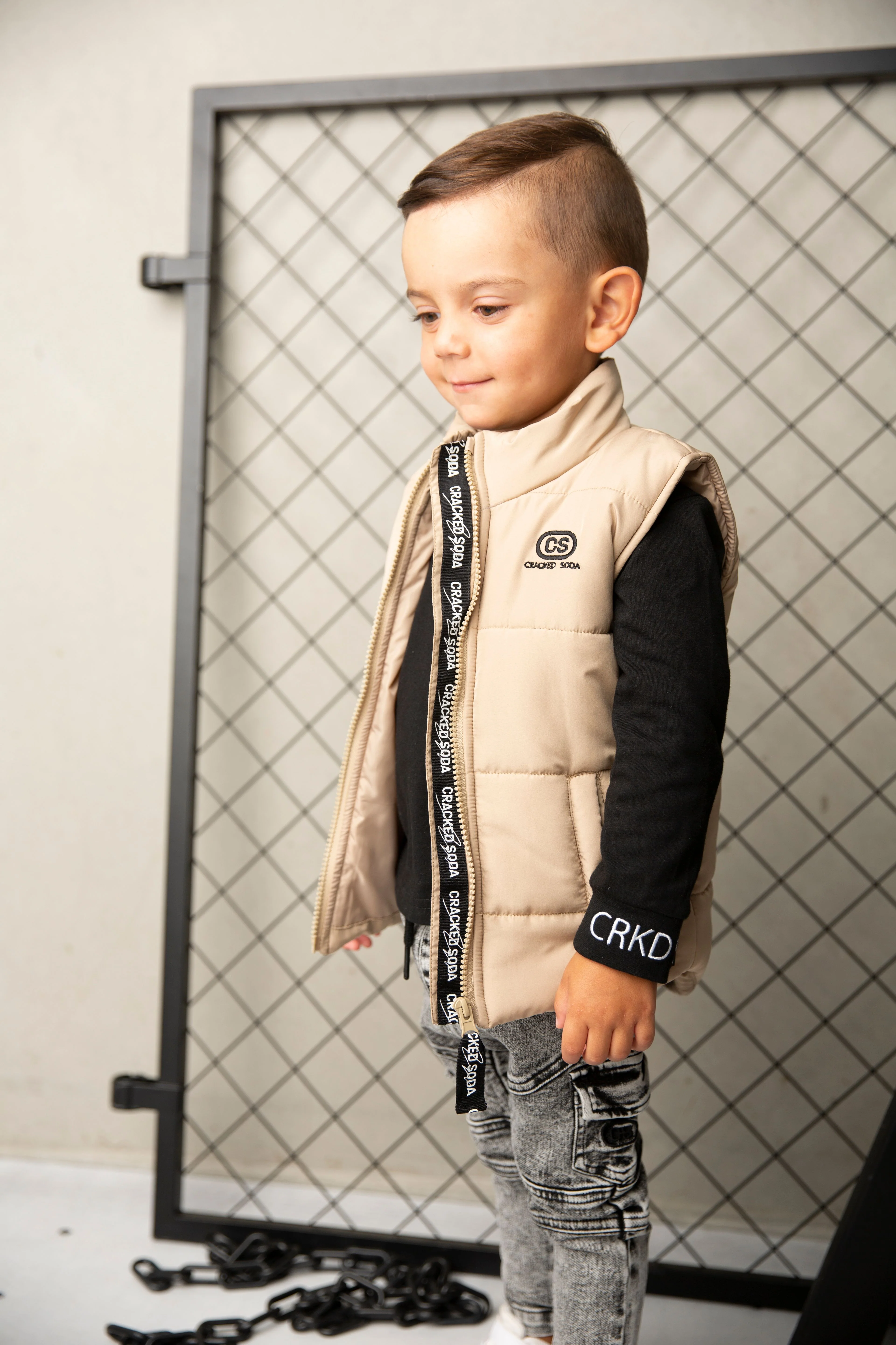 Albie Puffer Vest - Biscuit - Image 6