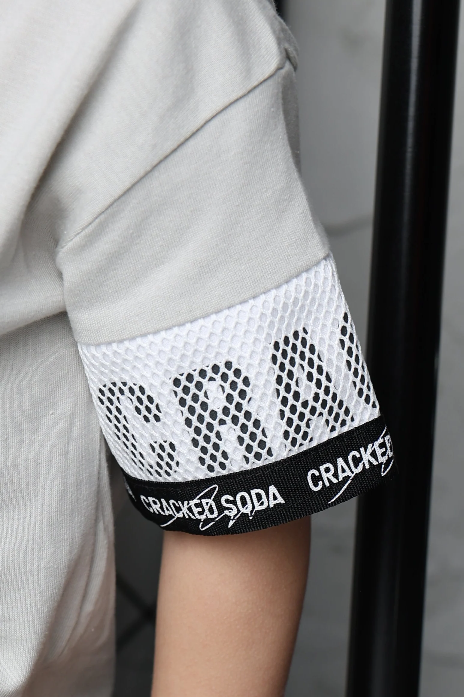 Bodhi Detailed Sleeve - Oat - Image 3
