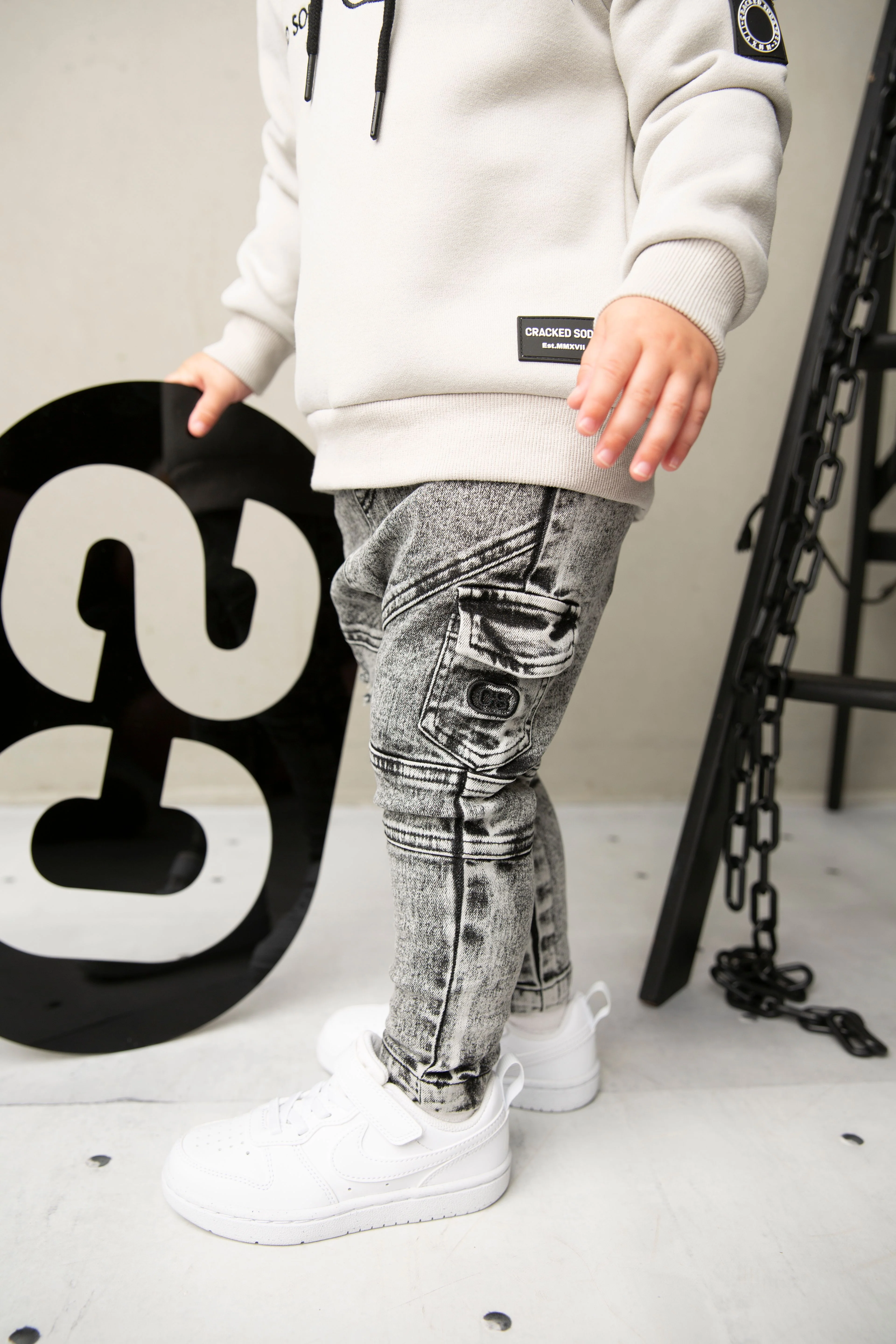 CS Detailed Pocket Jeans - Ash - Image 5