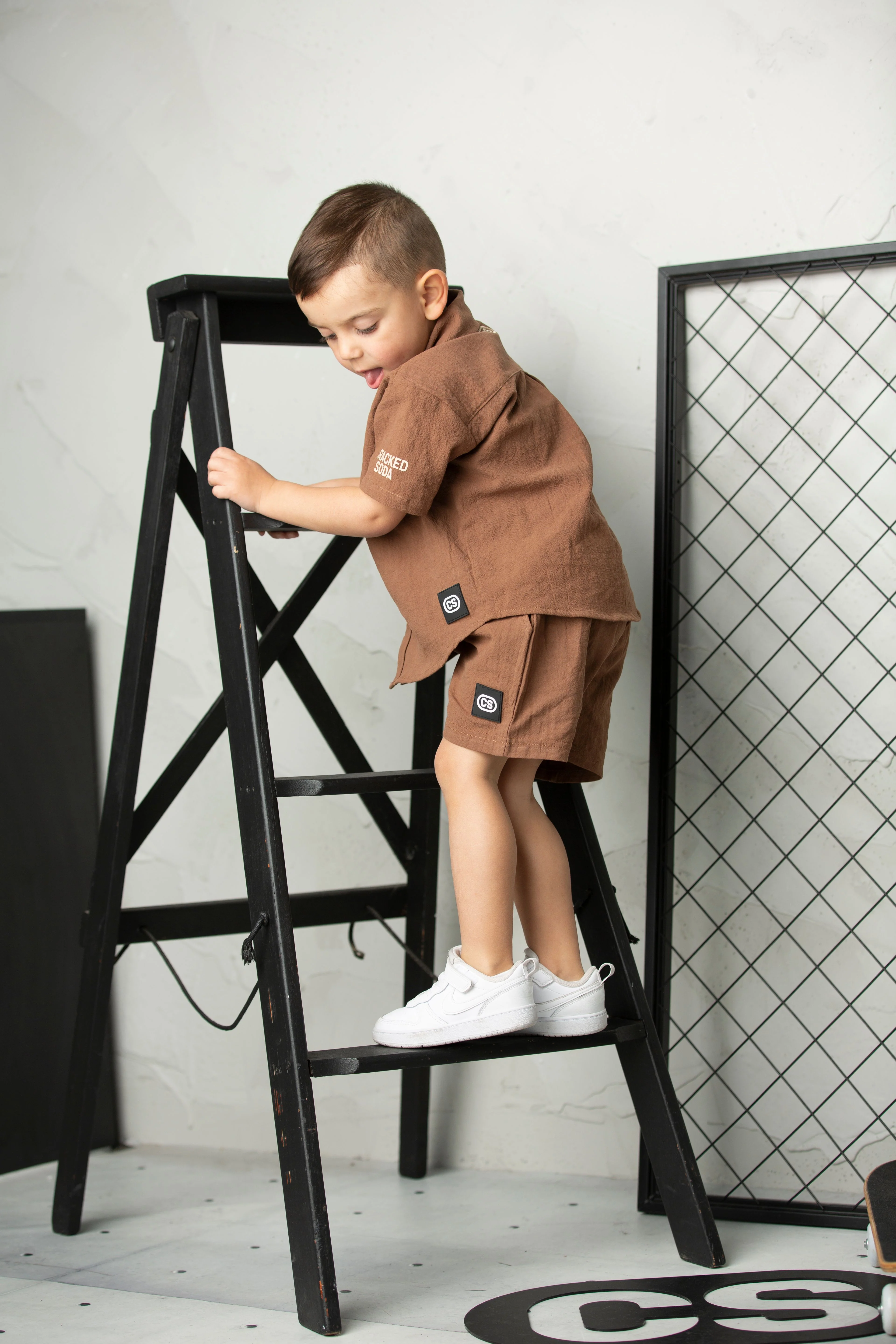 Dash Linen Shirt - Mocha - Image 2