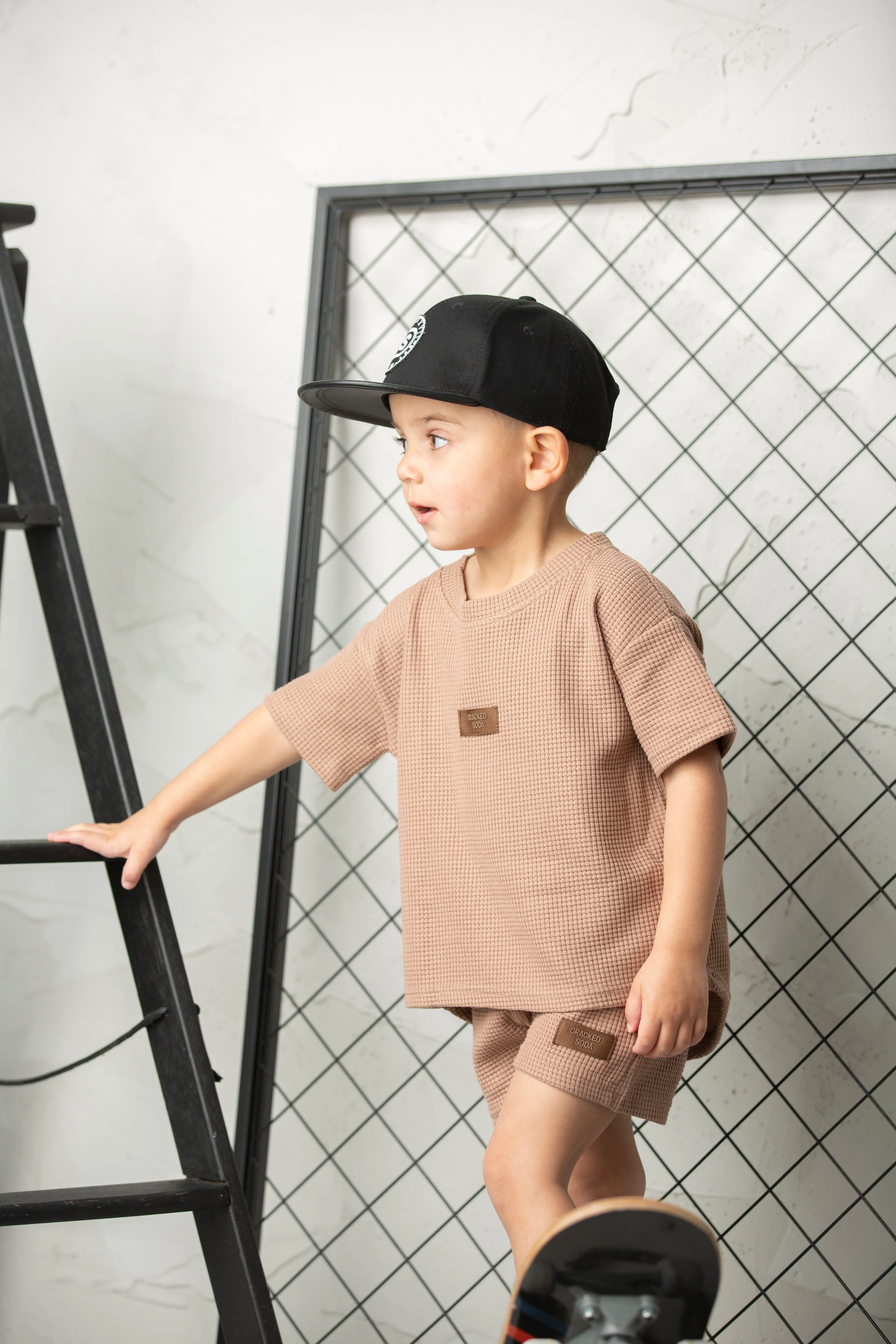 Dash Waffle Scoop Tee - Mocha - Image 2