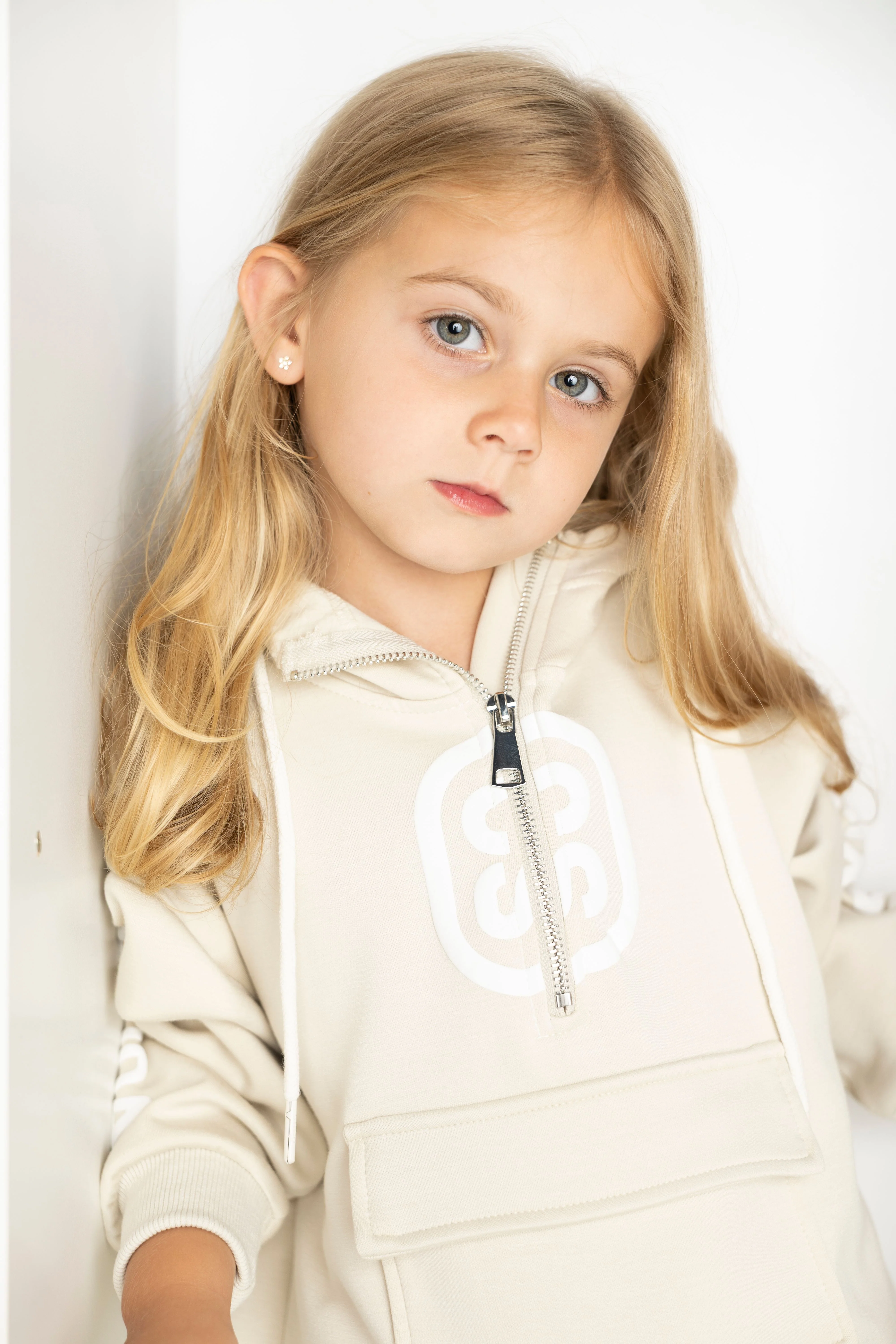 Dolce Sports Hoodie With Zip - White Sand - Image 3