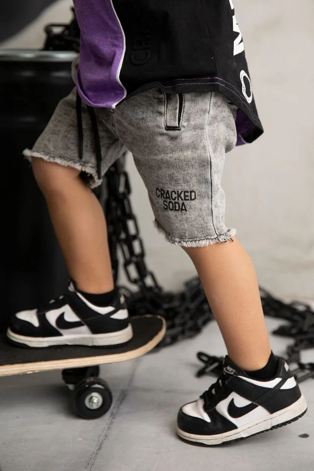 Dustin Cracked Soda Denim Shorts - Ash - Image 3