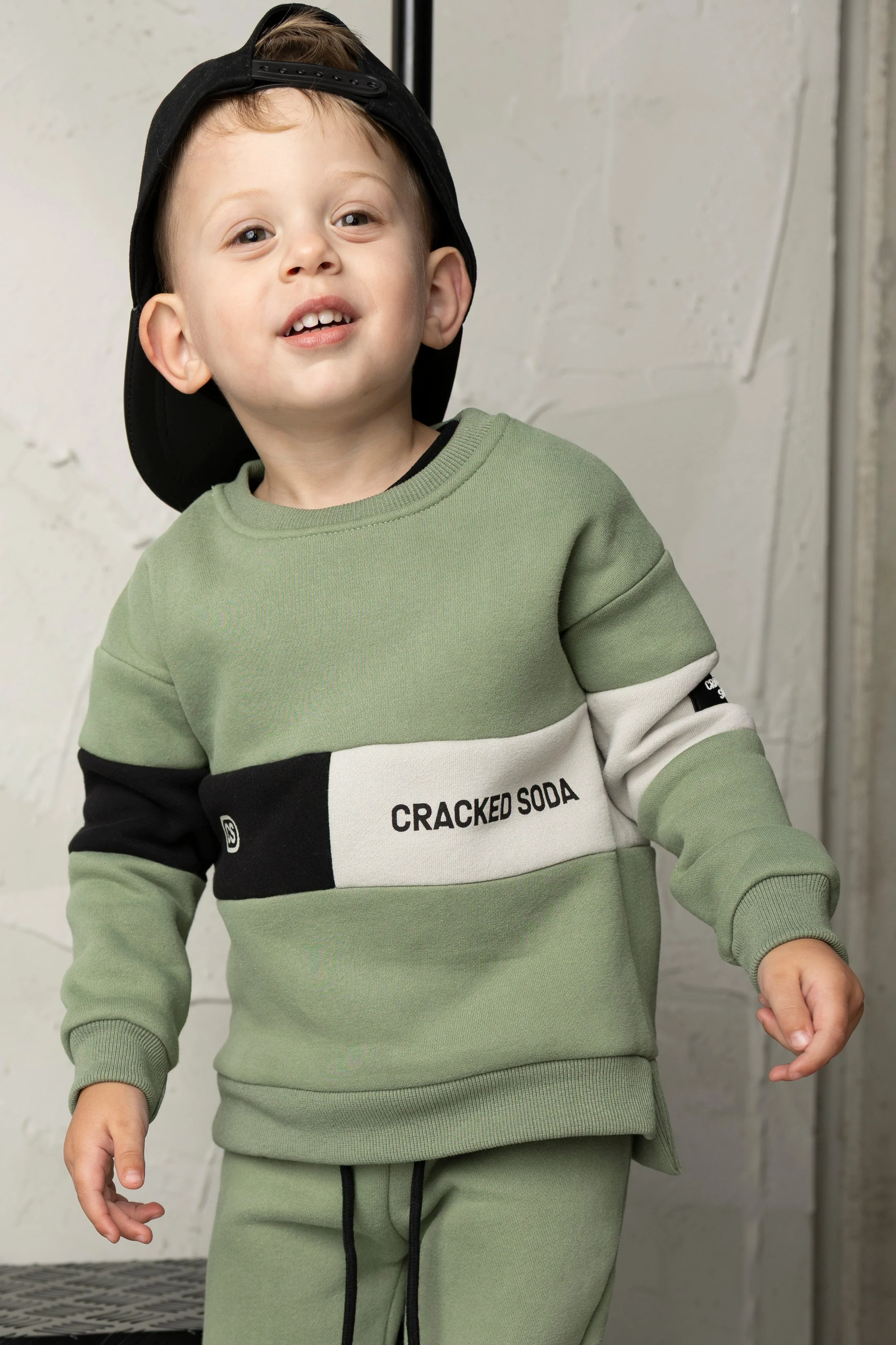 Flint CS 2Pce Crew Set - Olive - Image 2