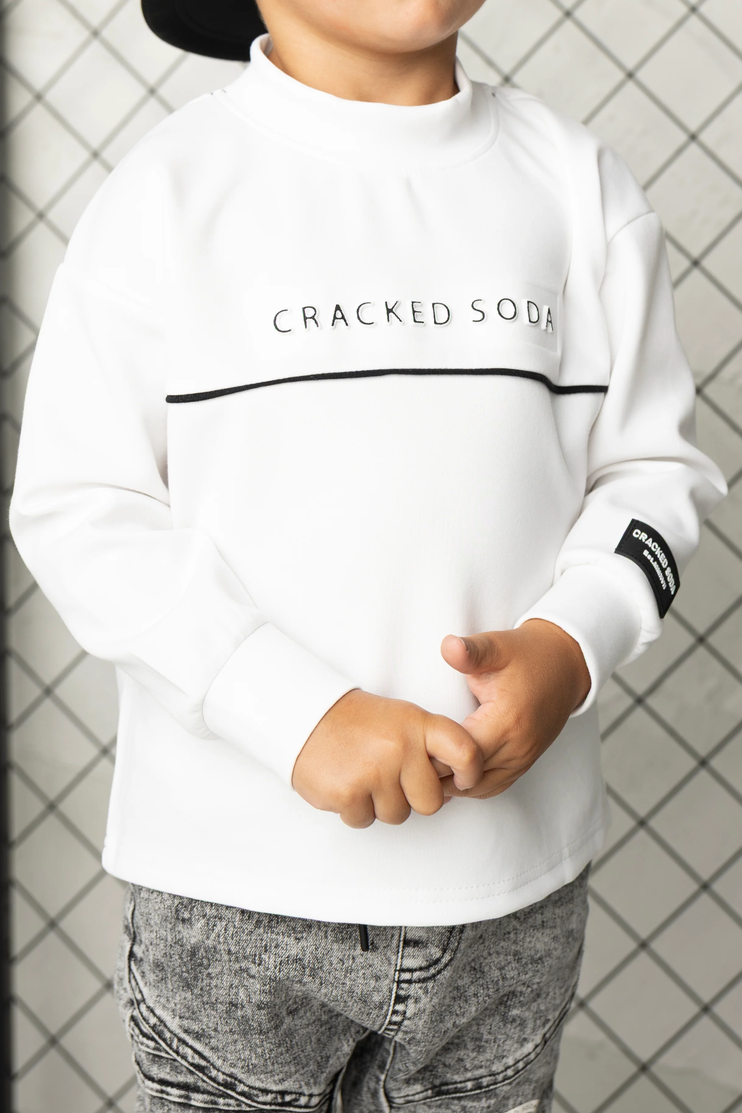 Flint Essential Crew - White - Image 3