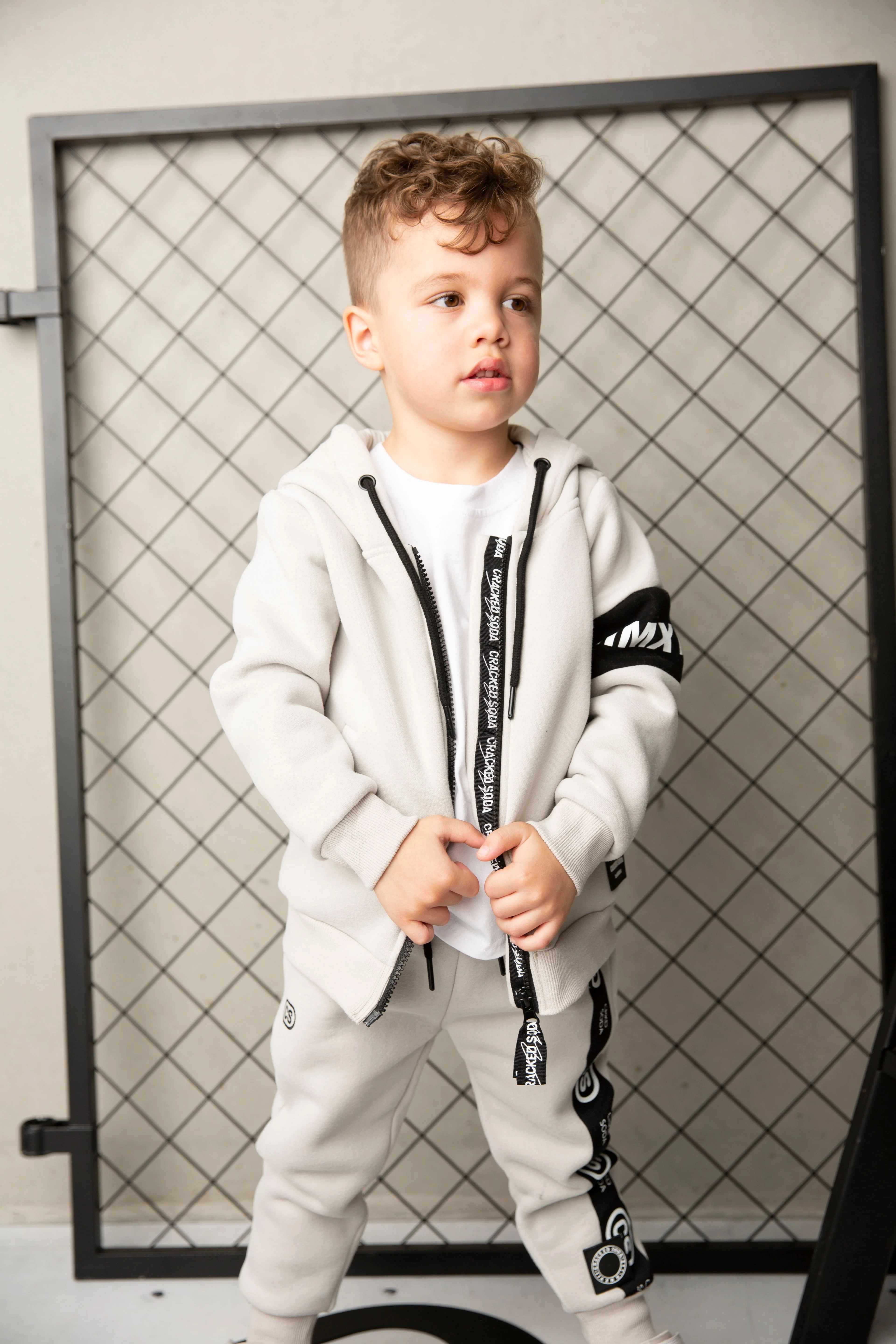 Havan Zip Hoodie - Oat - Image 4