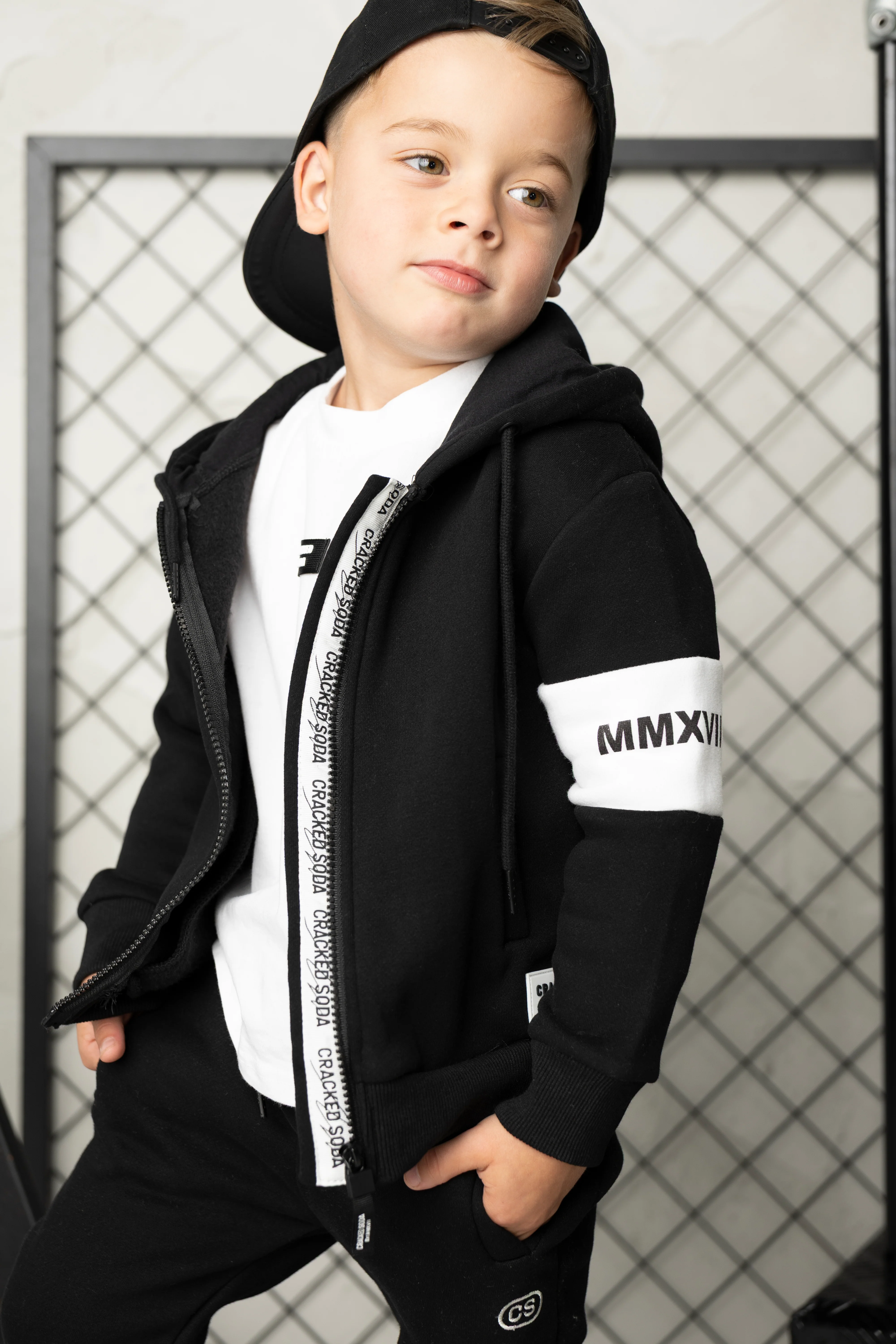 Henry Hooded Fleece Jacket - Black