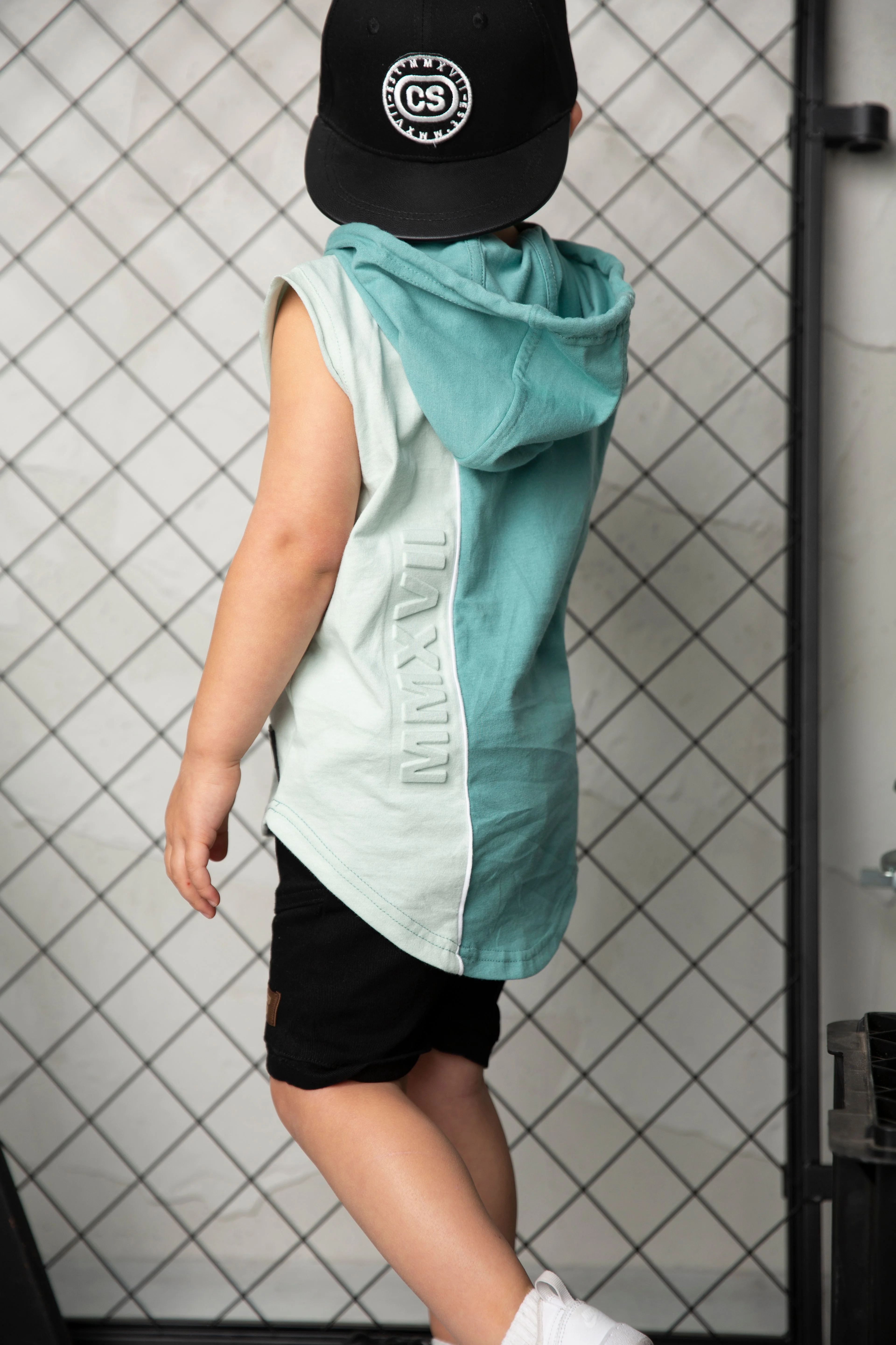 Huck Hooded Tank - Wasabi/Pale Aqua - Image 2