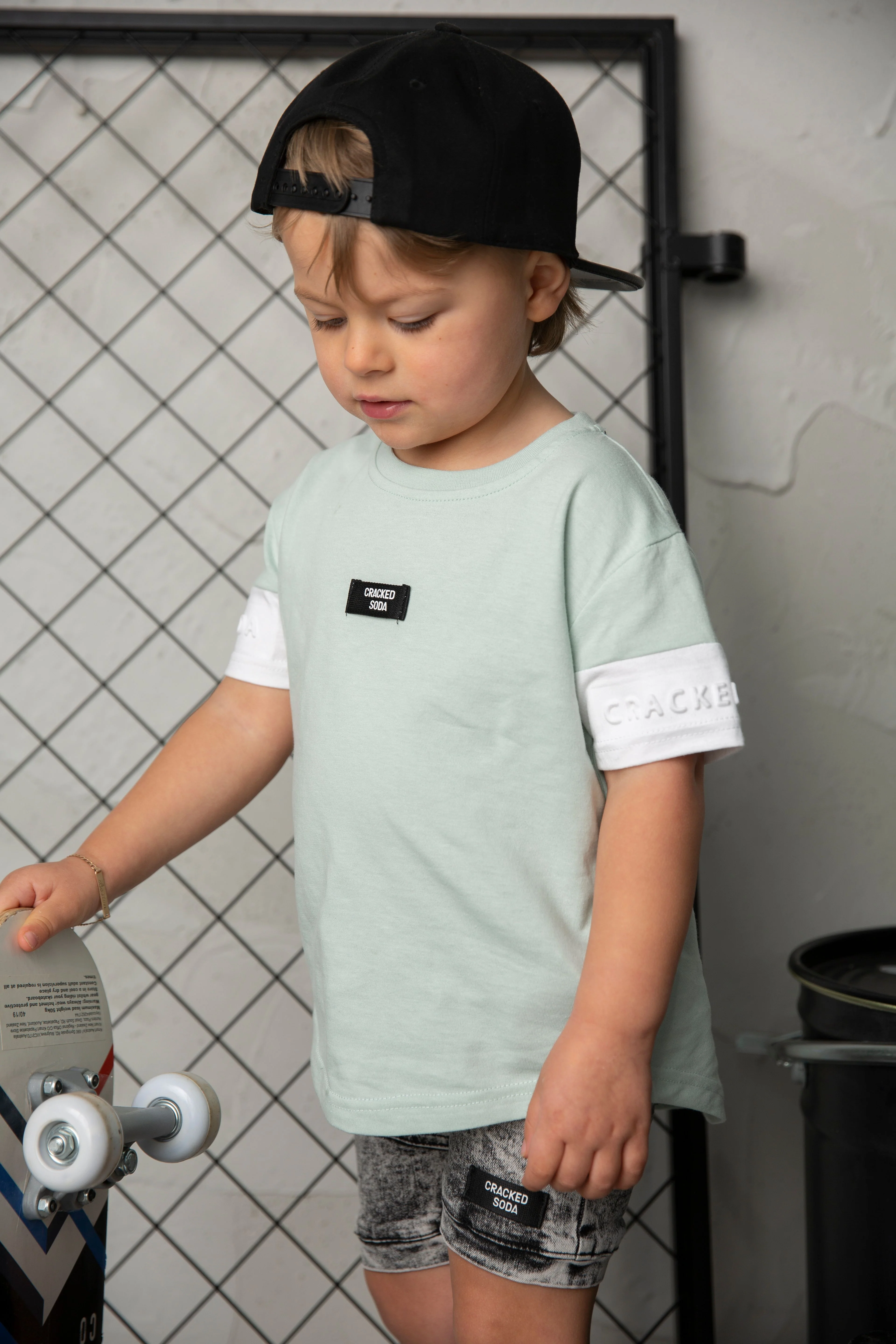 Huck Scoop Tee - Pale Aqua - Image 3