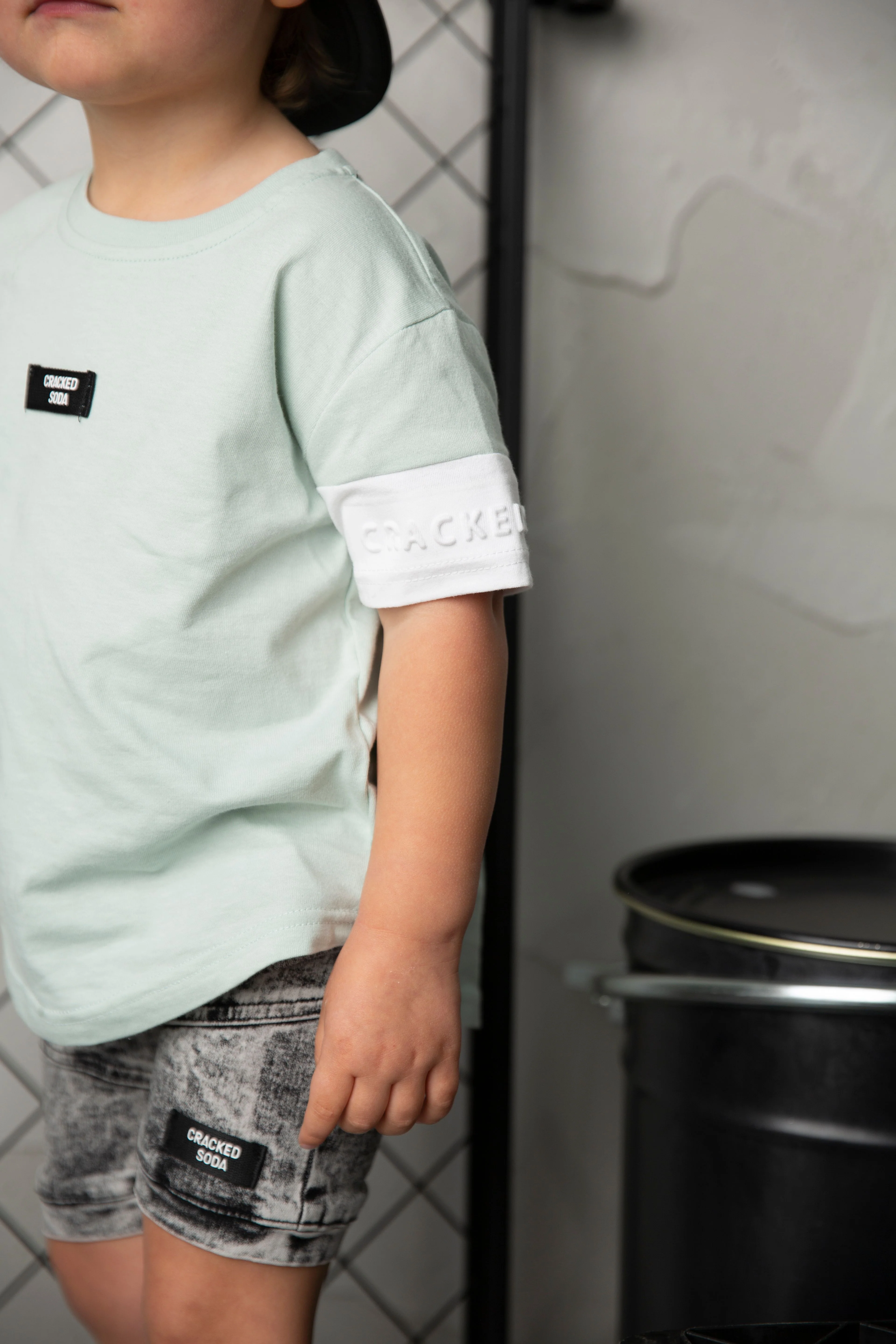 Huck Scoop Tee - Pale Aqua - Image 4