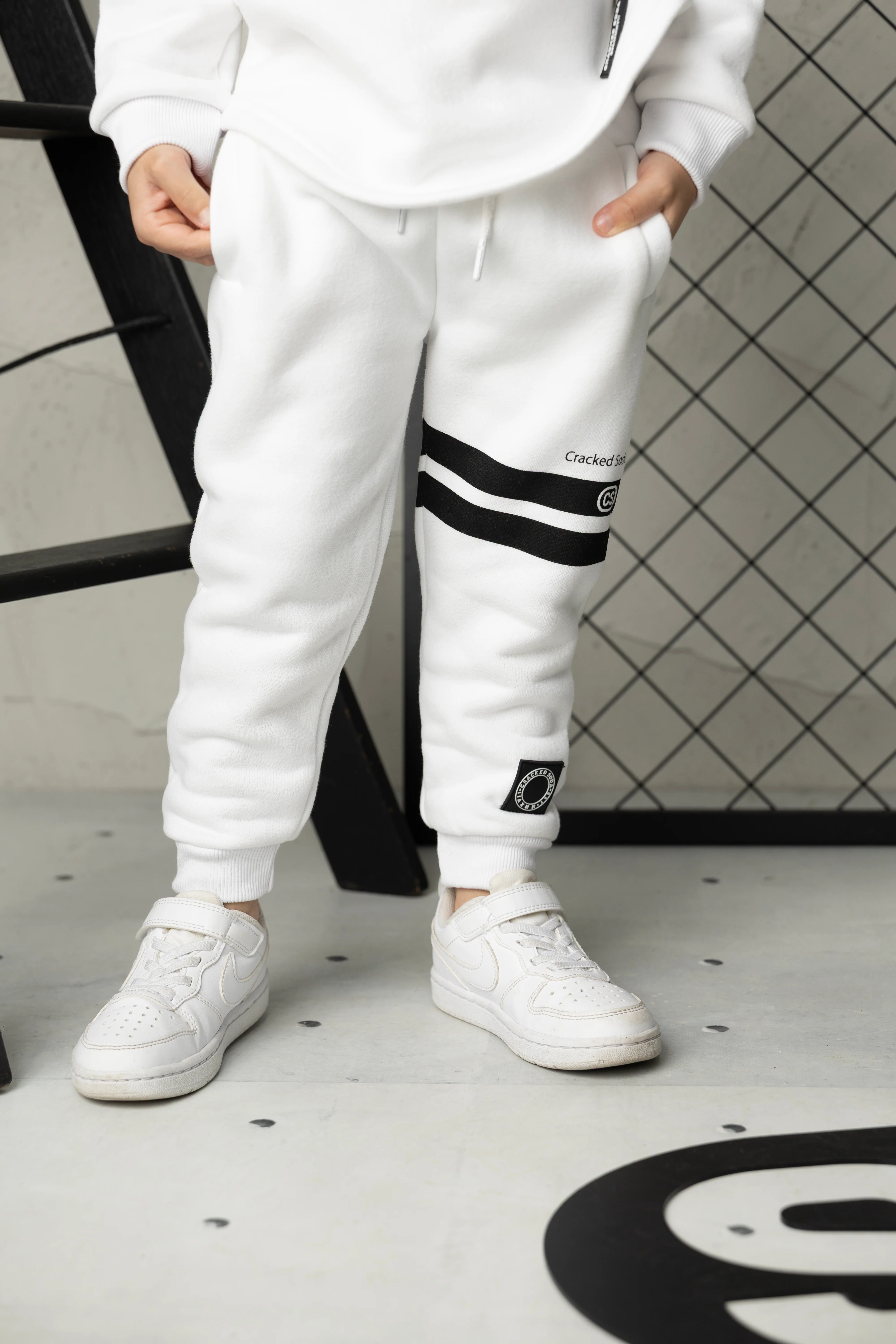 Jack Detailed Trackpant - White - Image 2