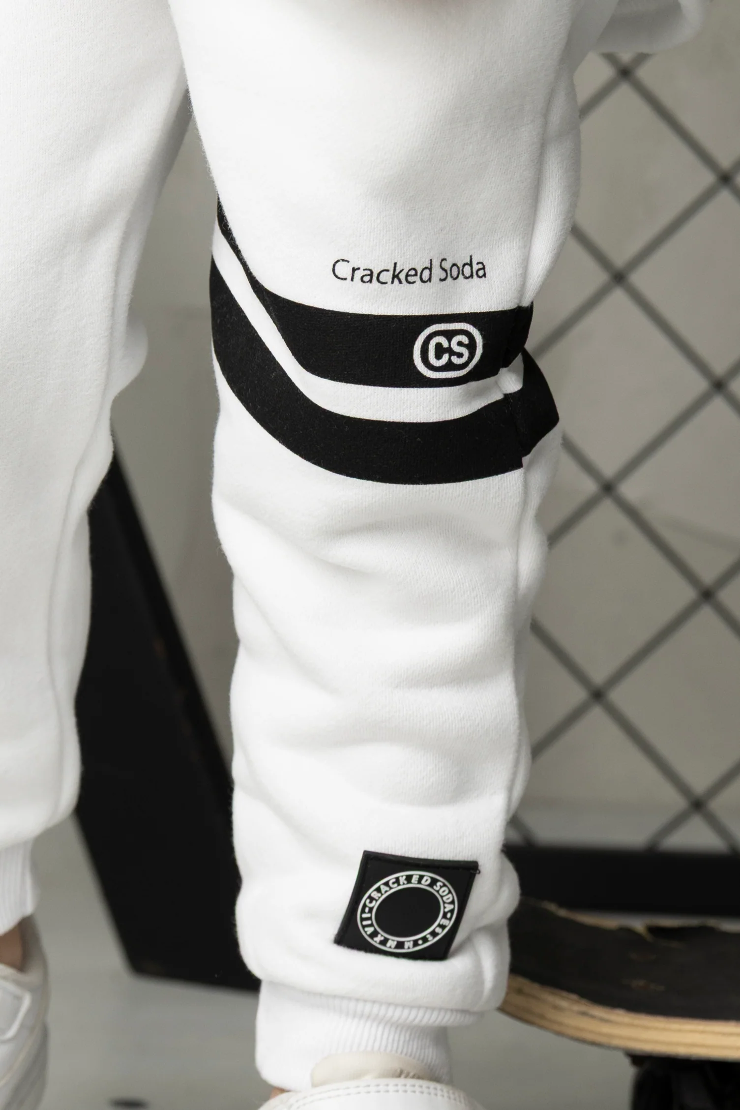 Jack Detailed Trackpant - White - Image 4