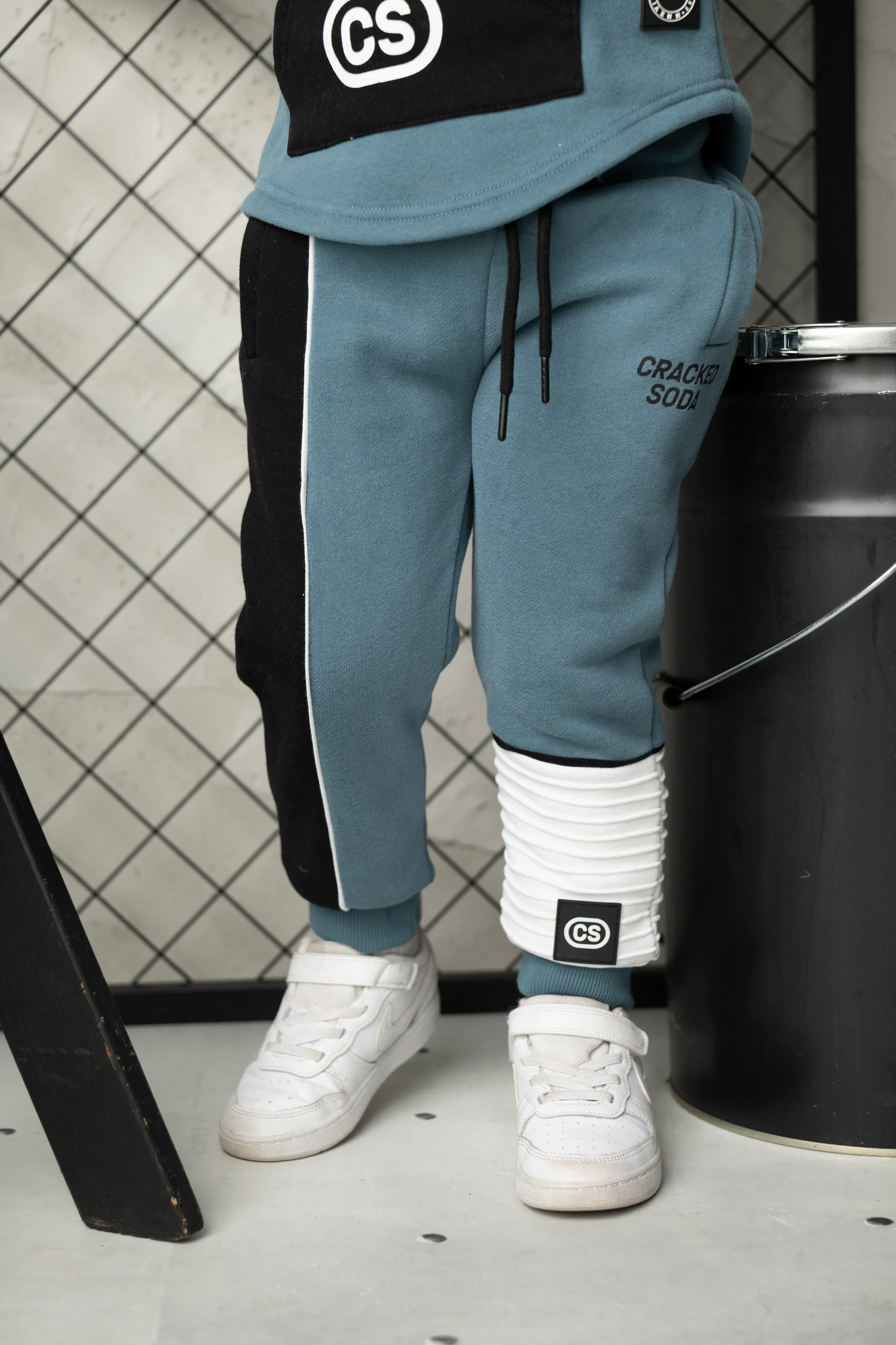 Jet Zip Hoodie & Trackpant Set - Image 4