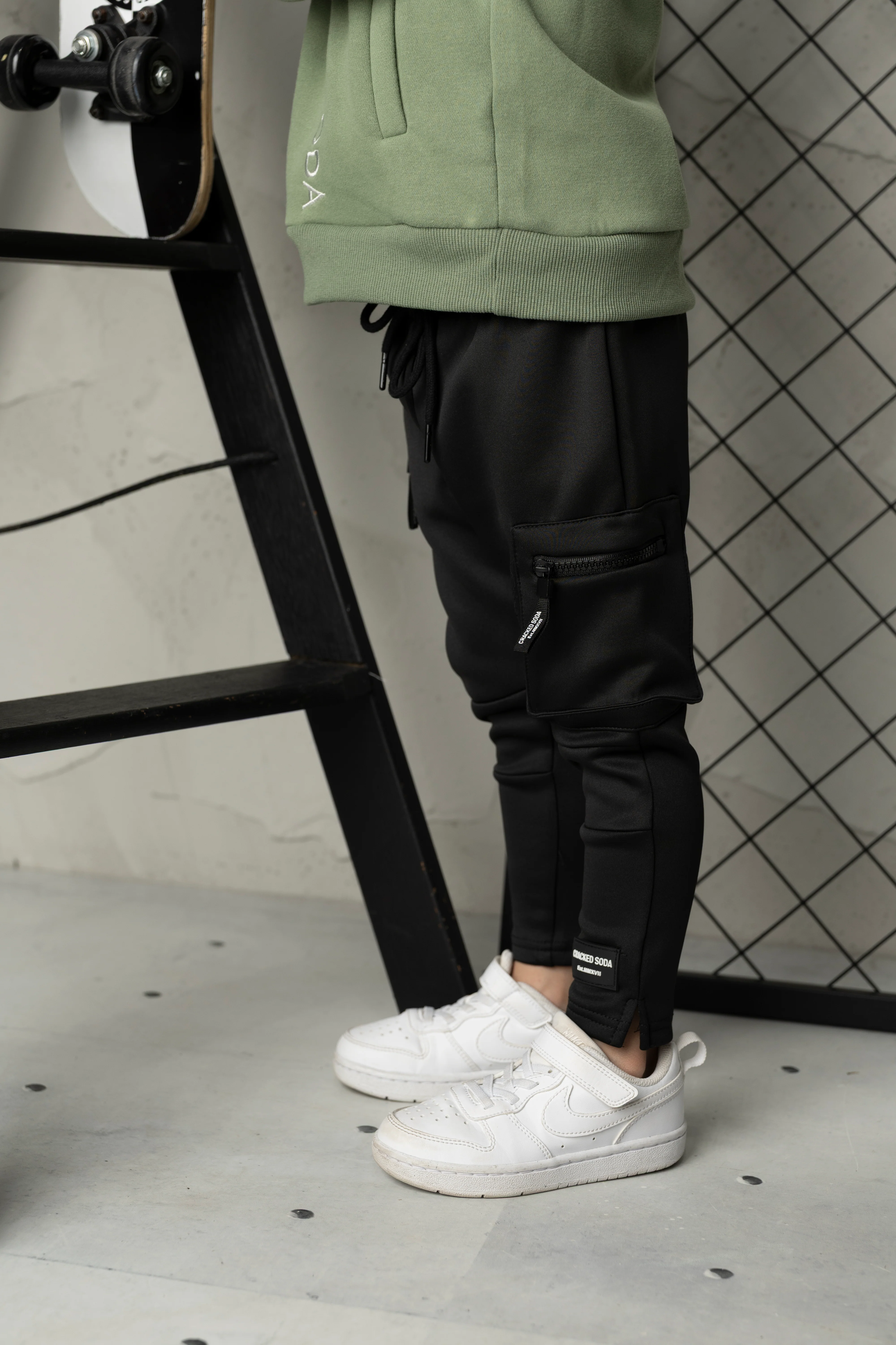 Noah Elevated Trackpant - Black - Image 2