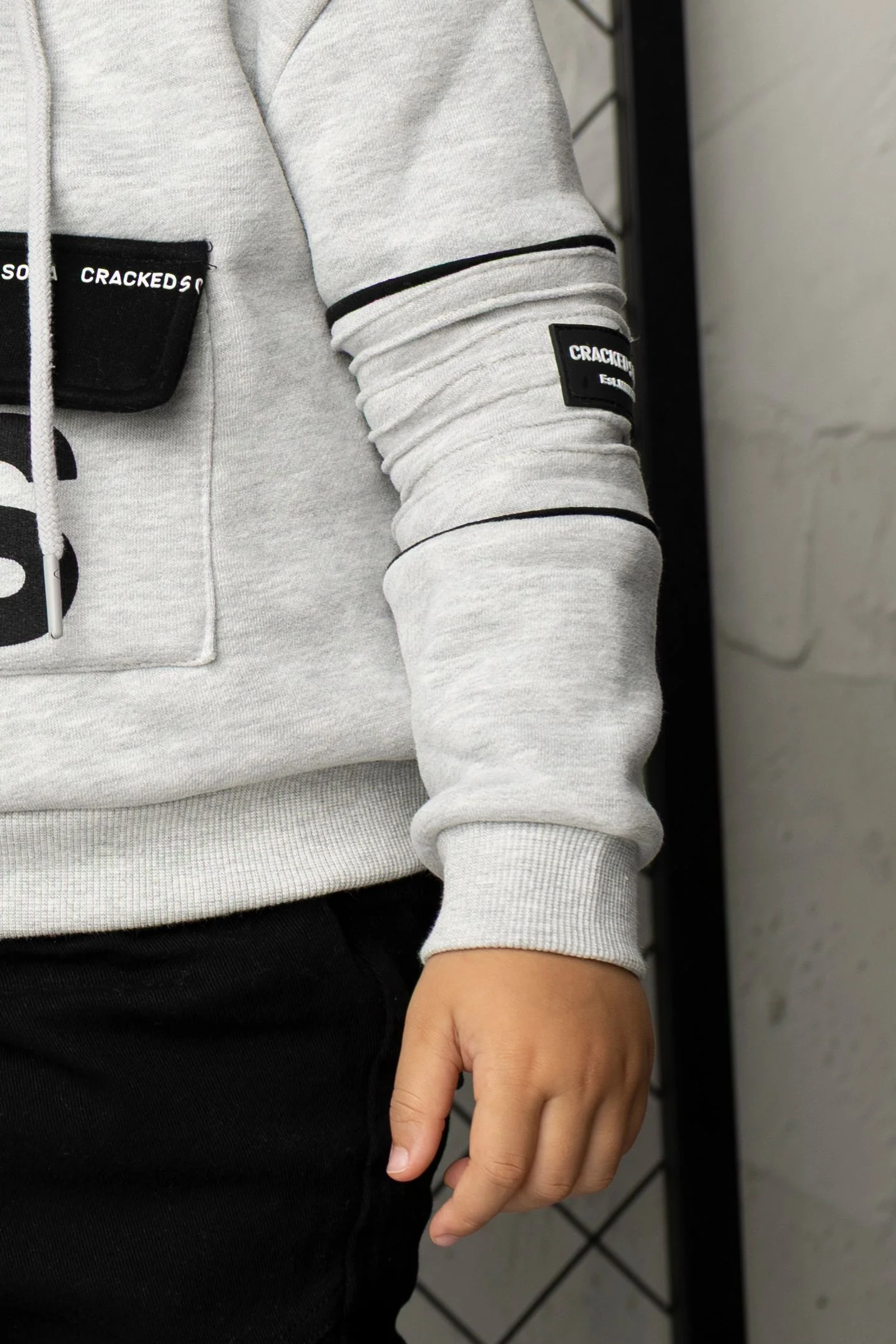 Oaklen Hoodie & Jean Set - Image 4