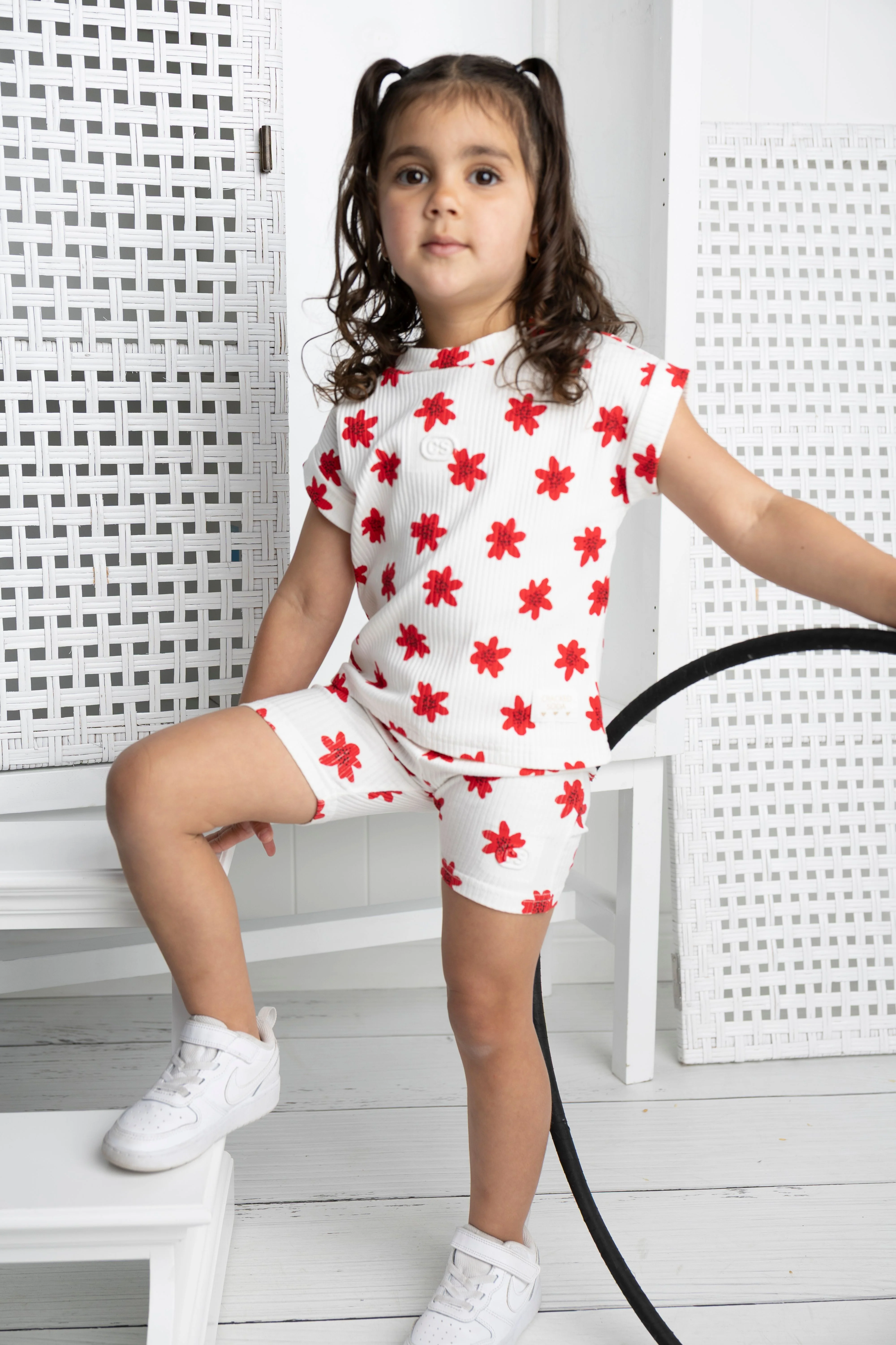 Poppy Flower White Print Shorts - Image 2