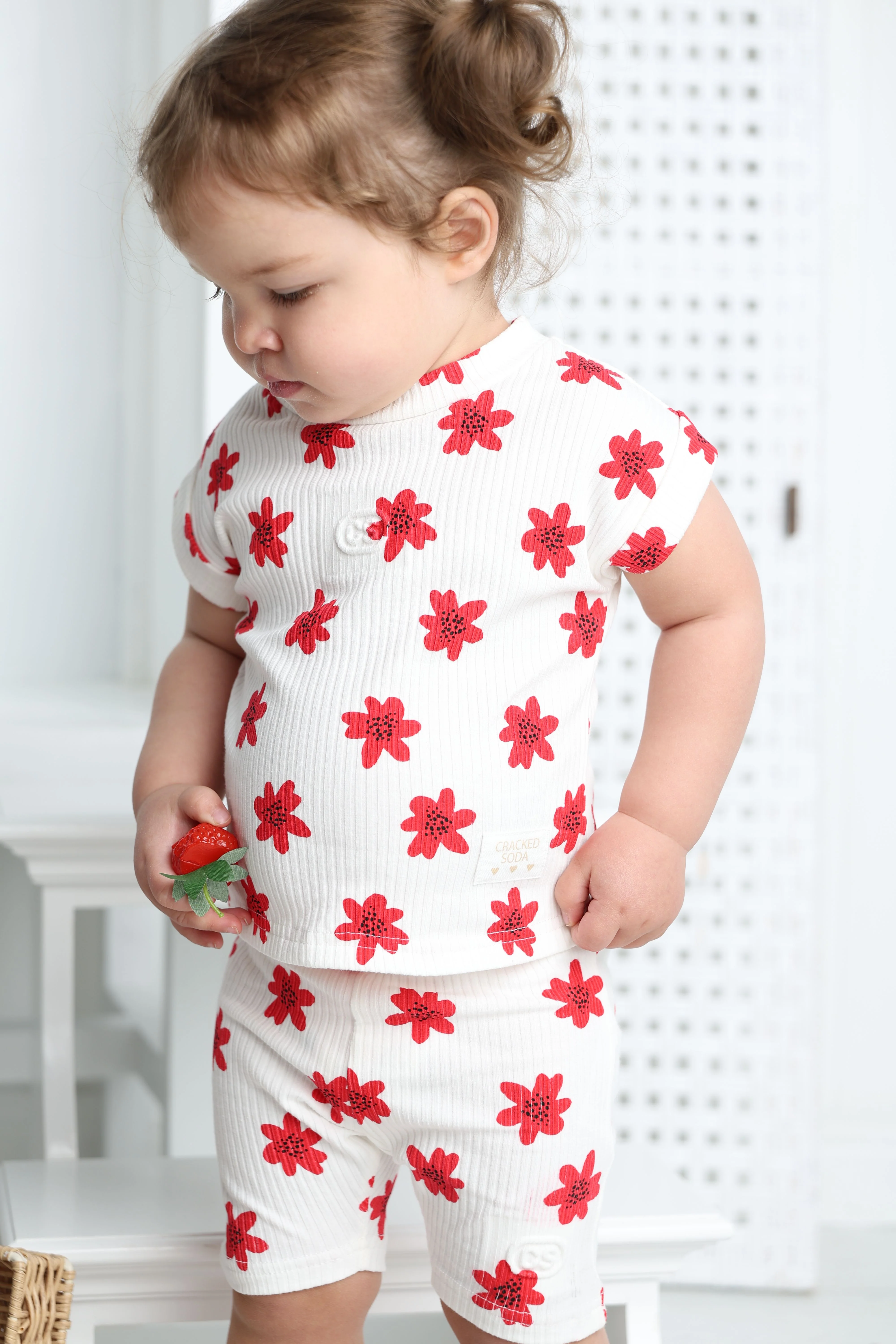 Poppy Flower White Print Shorts - Image 6