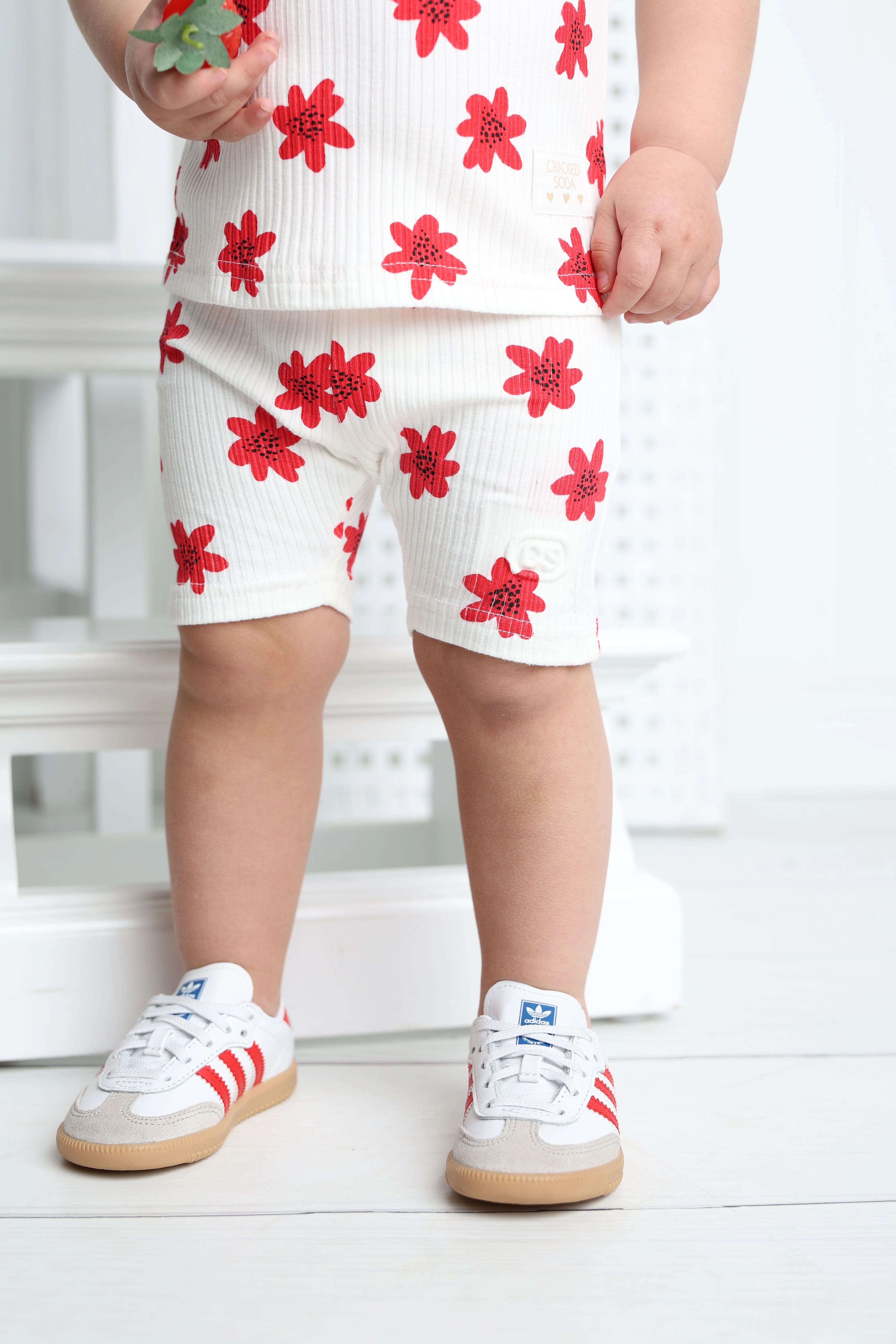 Poppy Flower White Print Shorts - Image 7