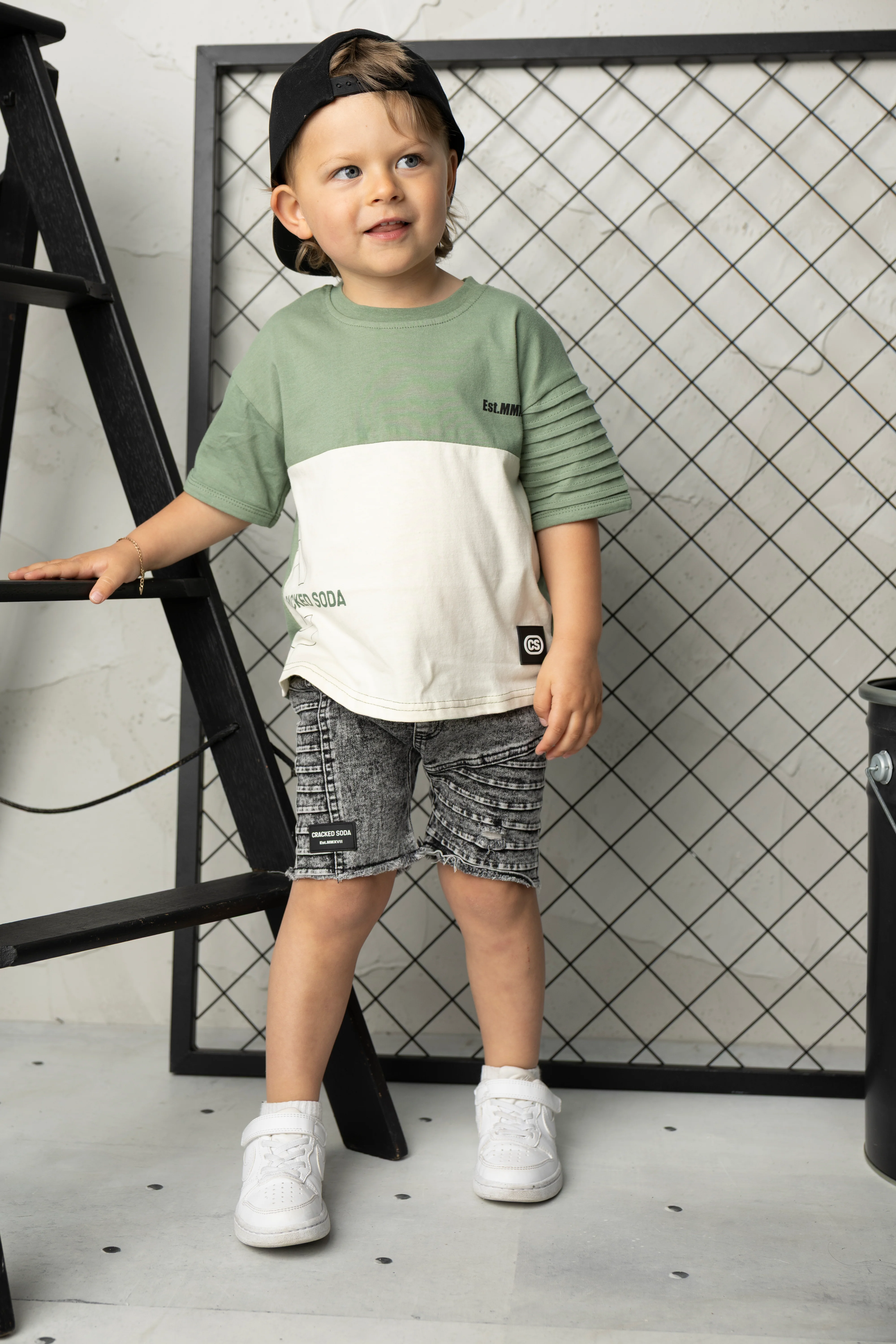 Rhodes Detailed Denim Shorts - Ash - Image 3