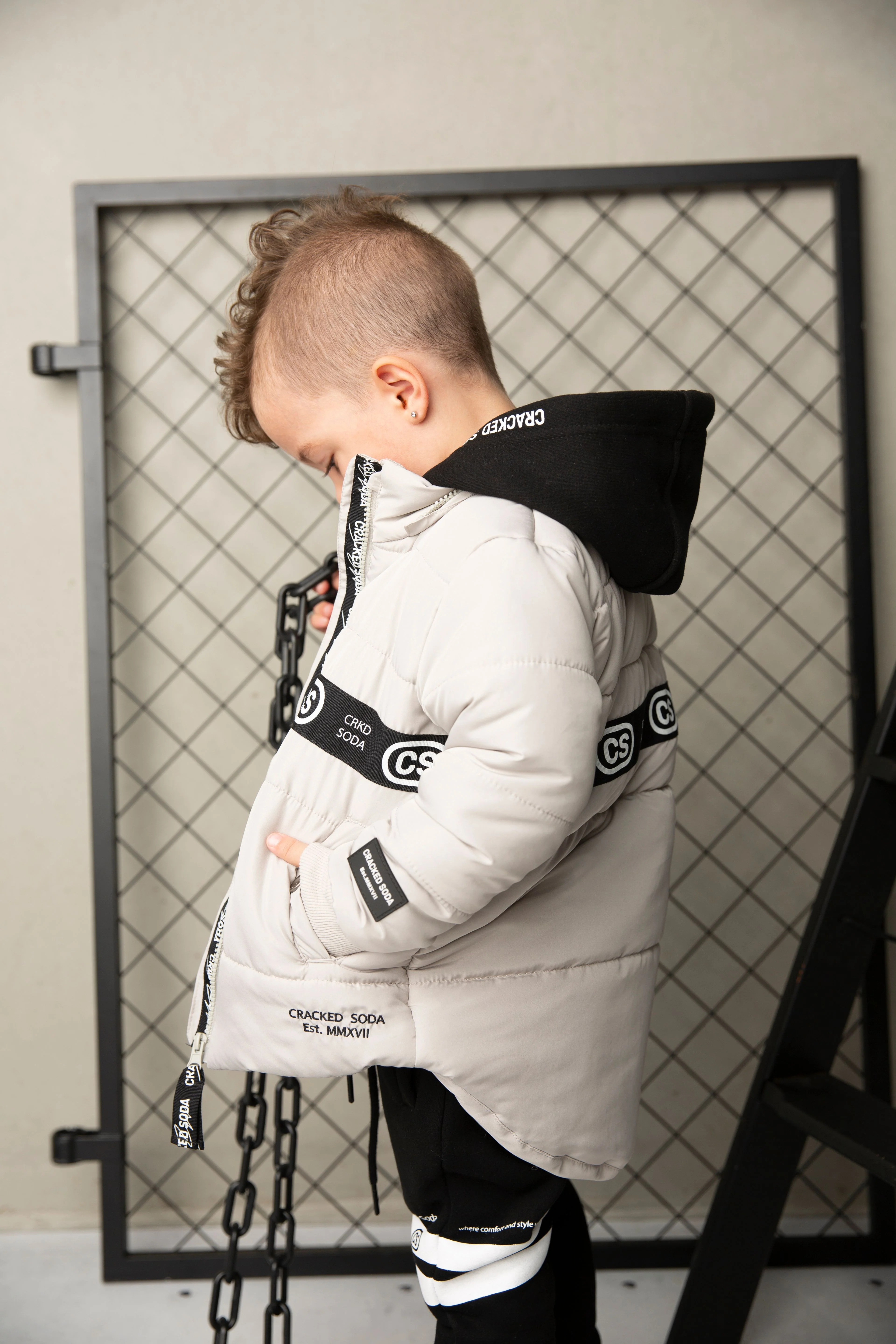 Riley Detailed Hooded Puffer Jacket - Oat - Image 10