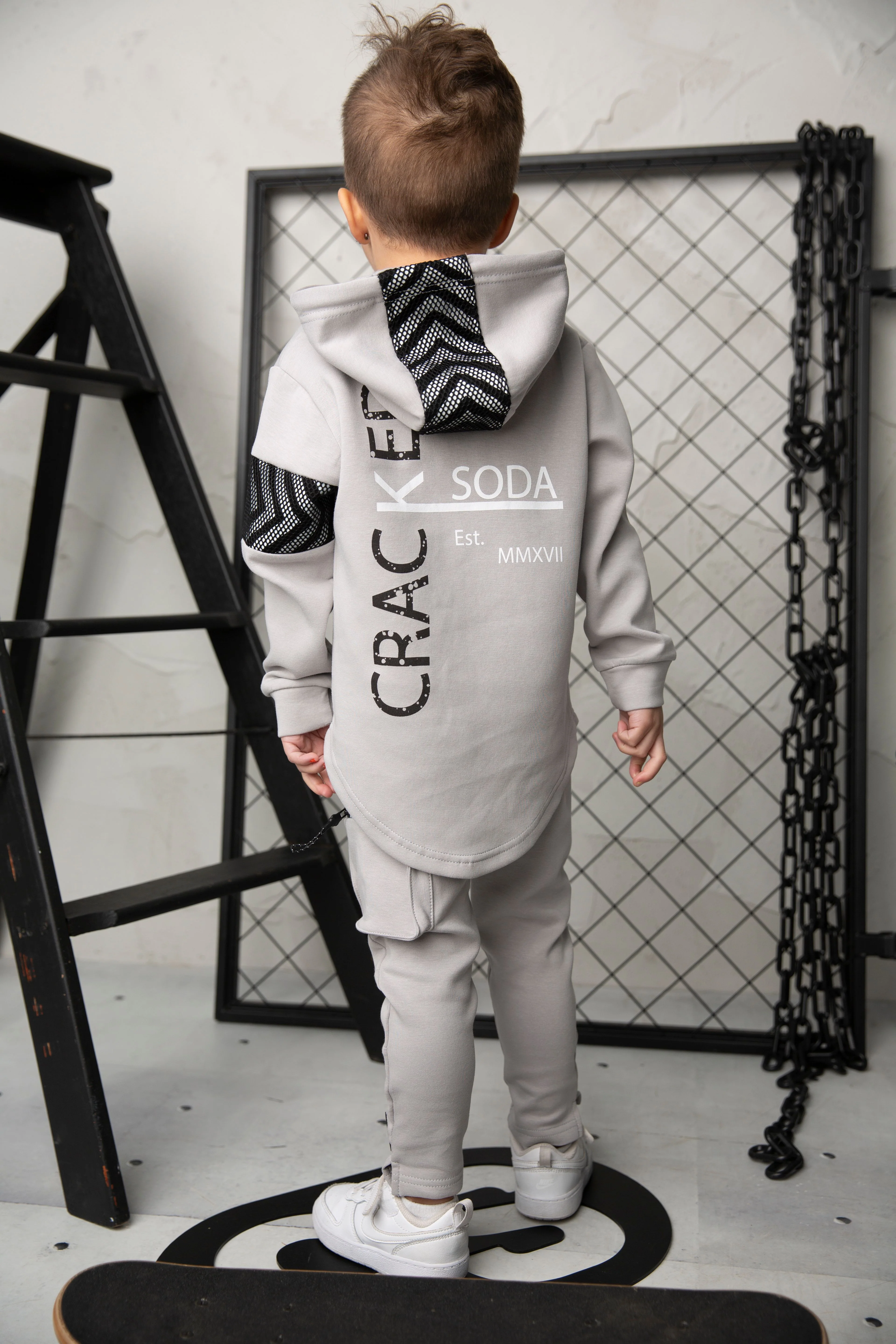 River Detailed Hoodie - Cloud - Image 2
