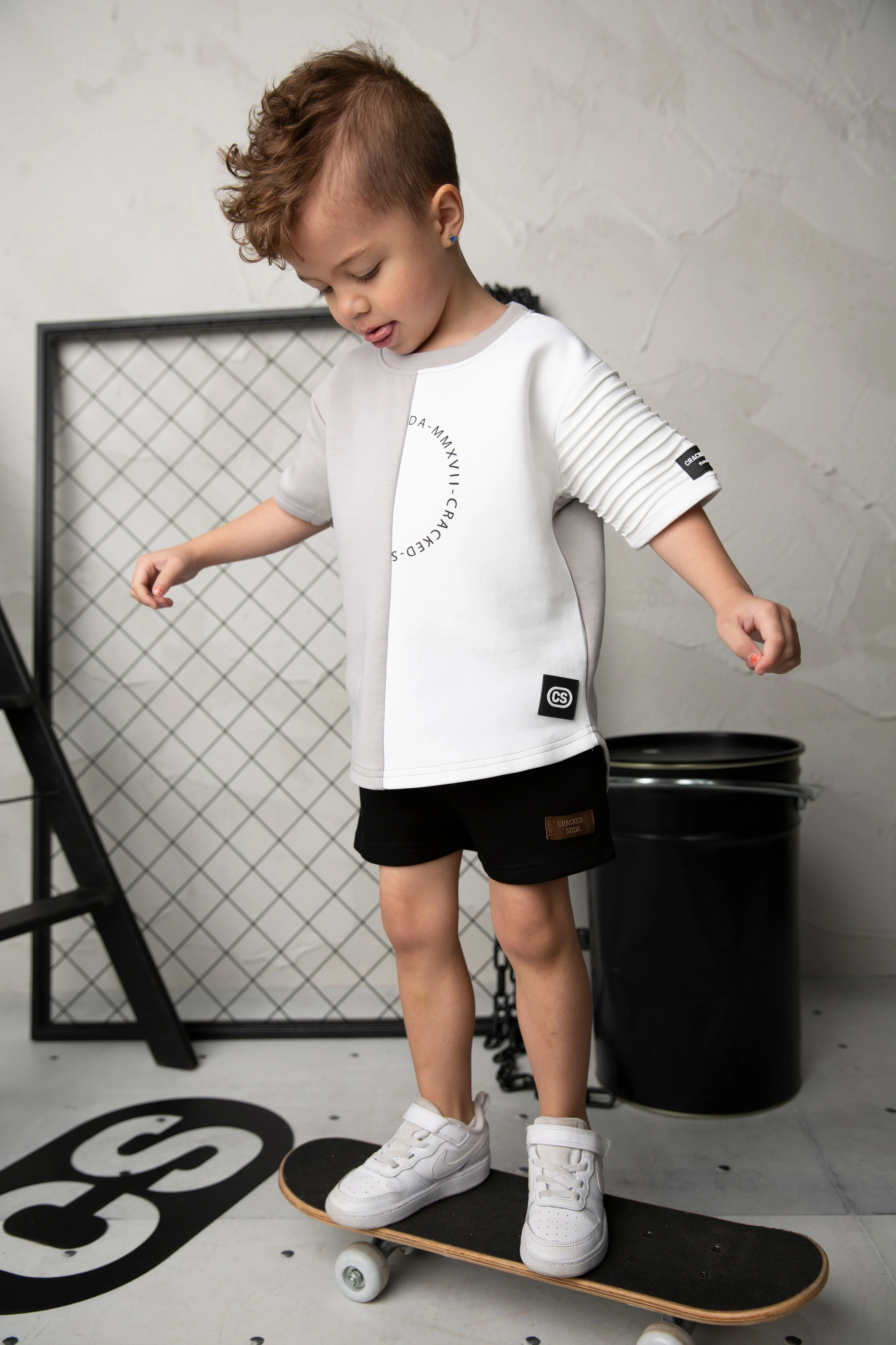 River Detail Sleeve Tee - Cloud/White - Image 3
