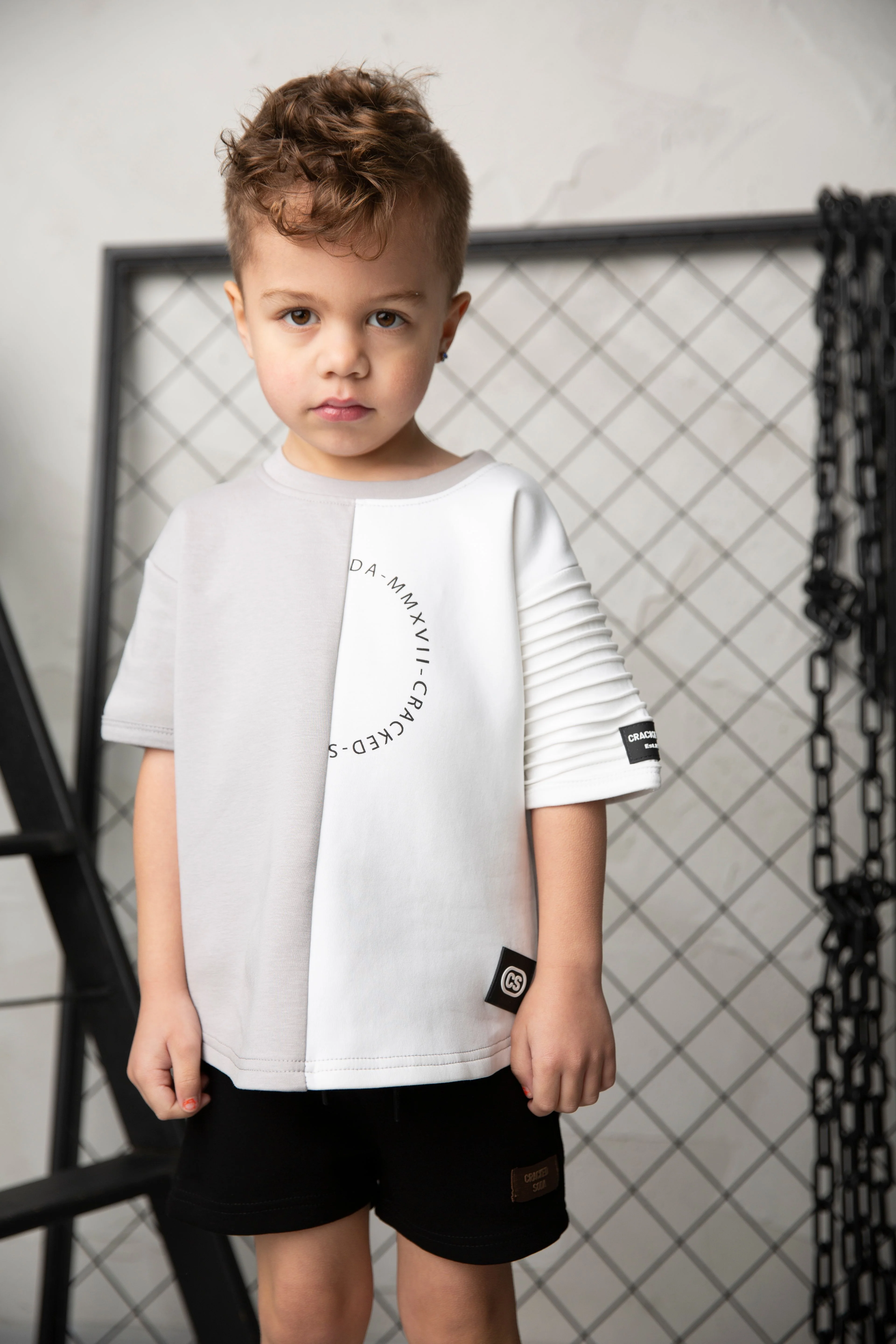River Detail Sleeve Tee - Cloud/White - Image 4