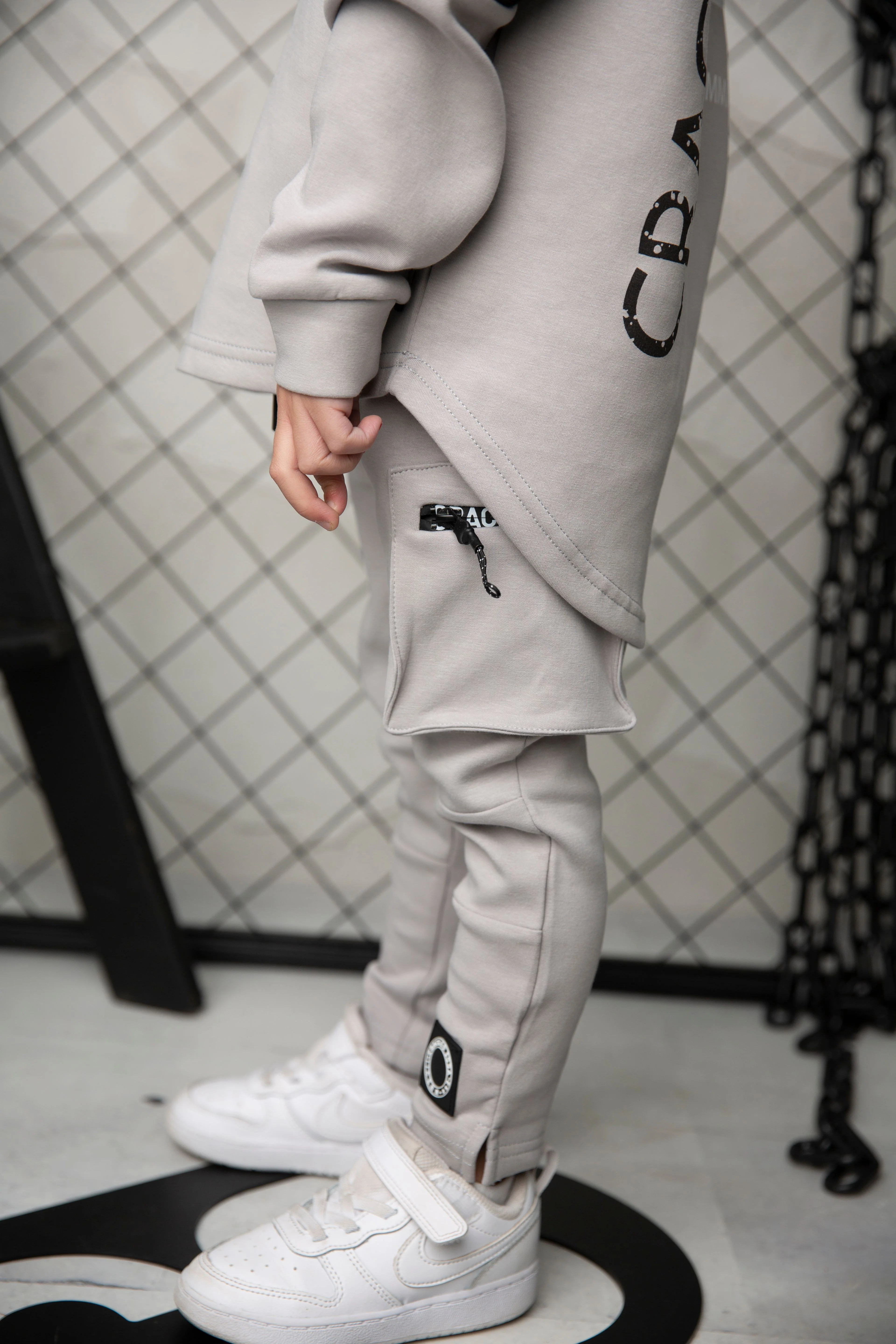 River Pocket Trackpants - Cloud - Image 4