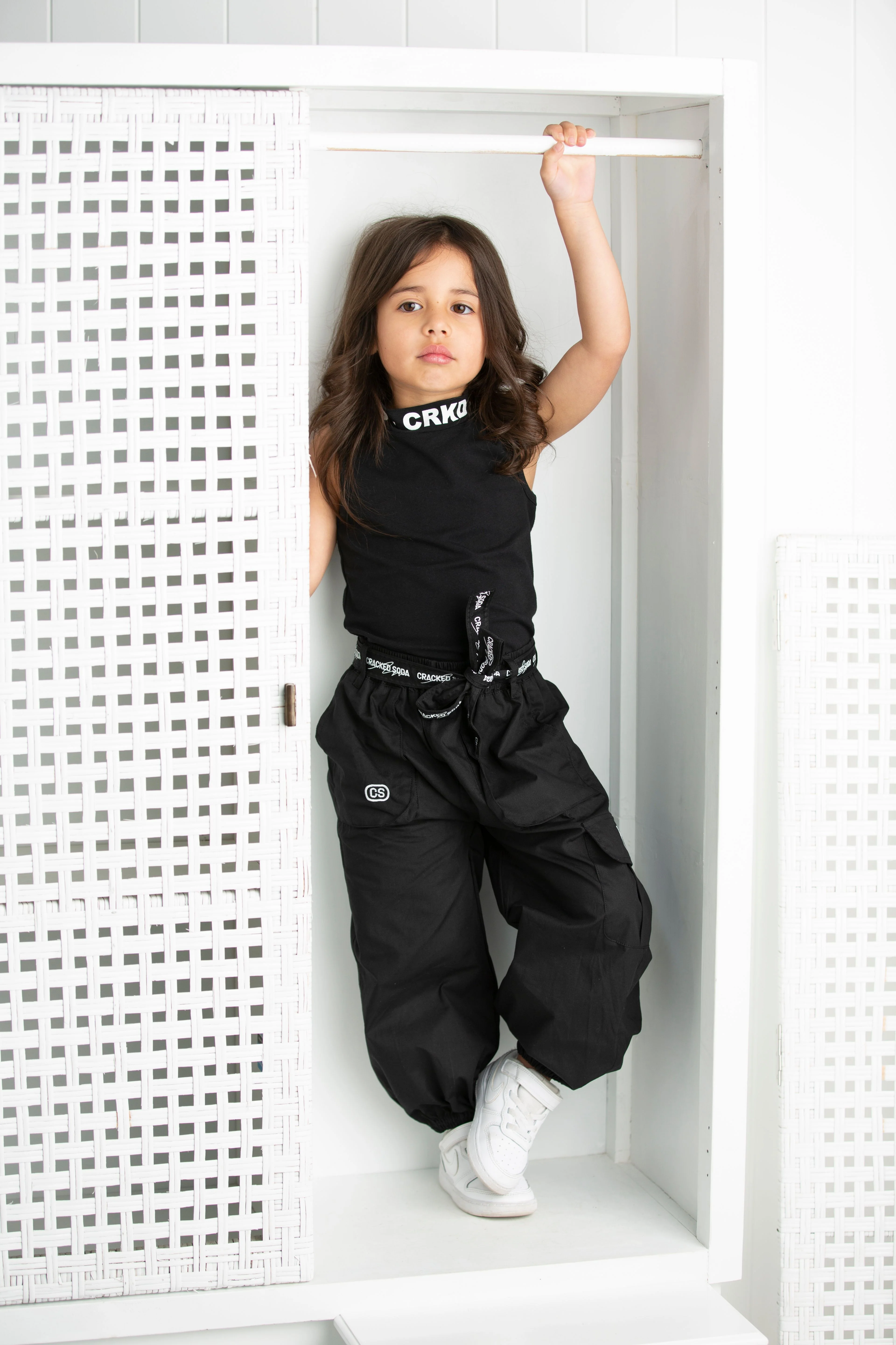 Sadie Detailed Pants - Black
