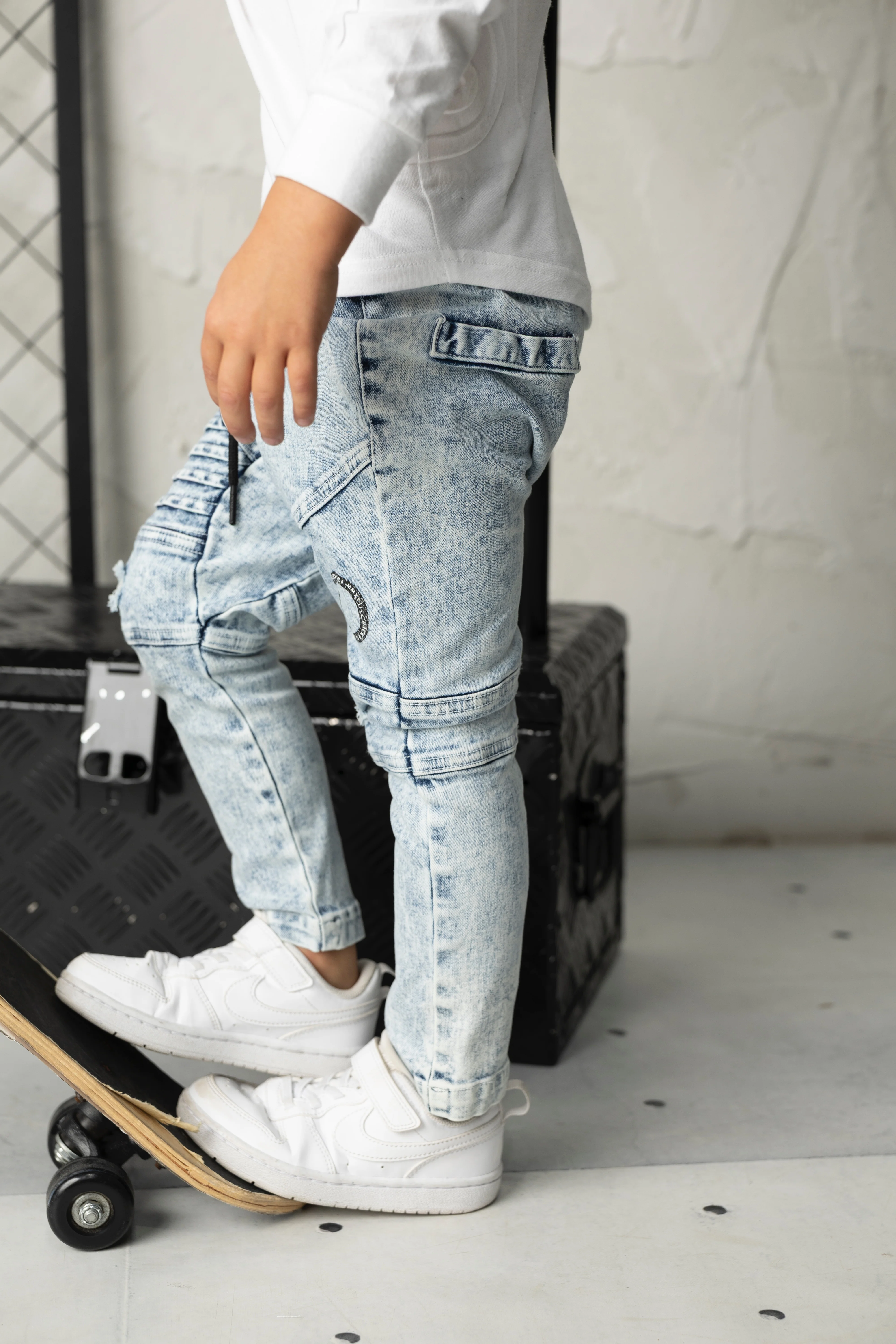 Taj Denim Jeans - Blue - Image 2
