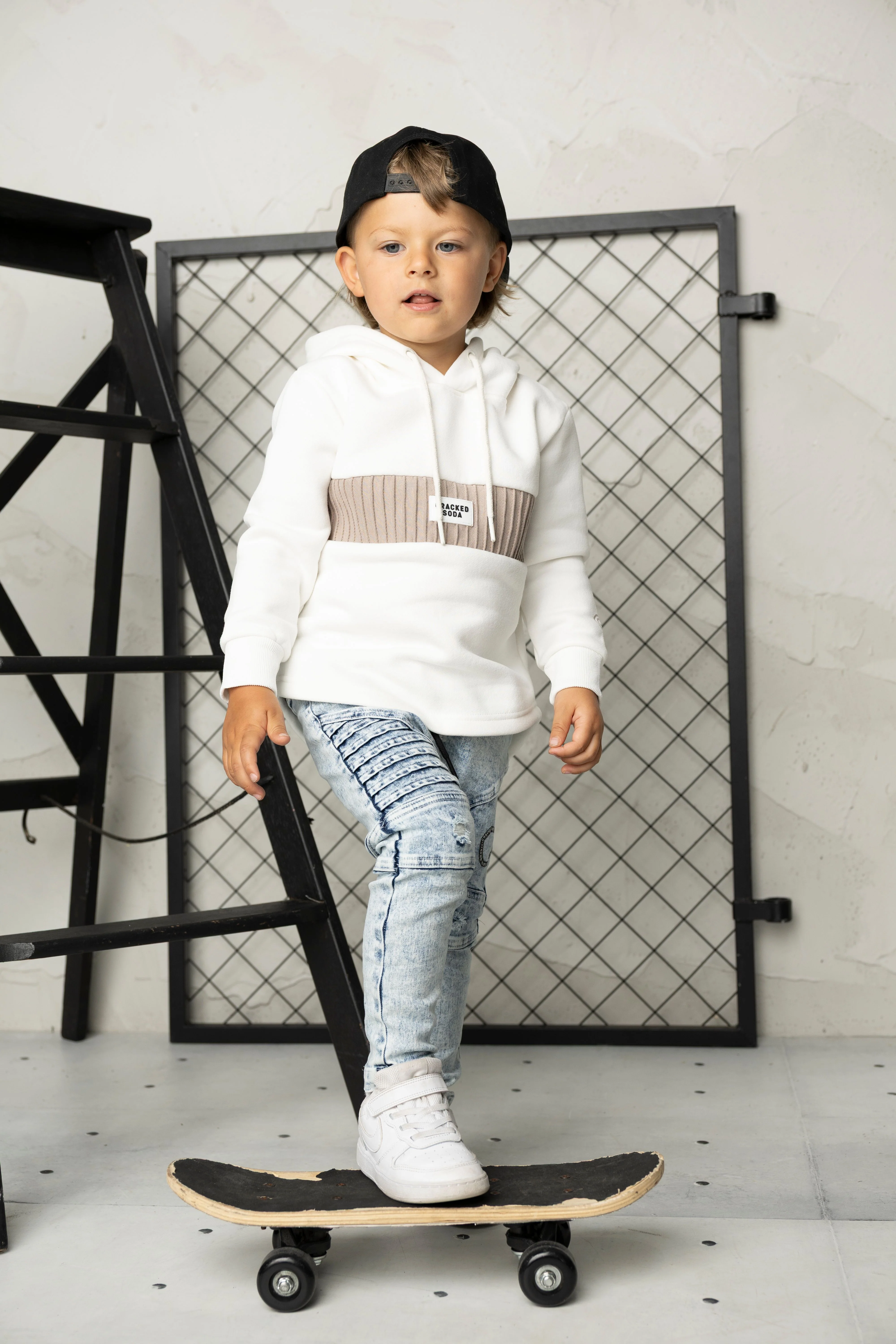 Theodore Detailed Hoodie & Jean Set - Image 3