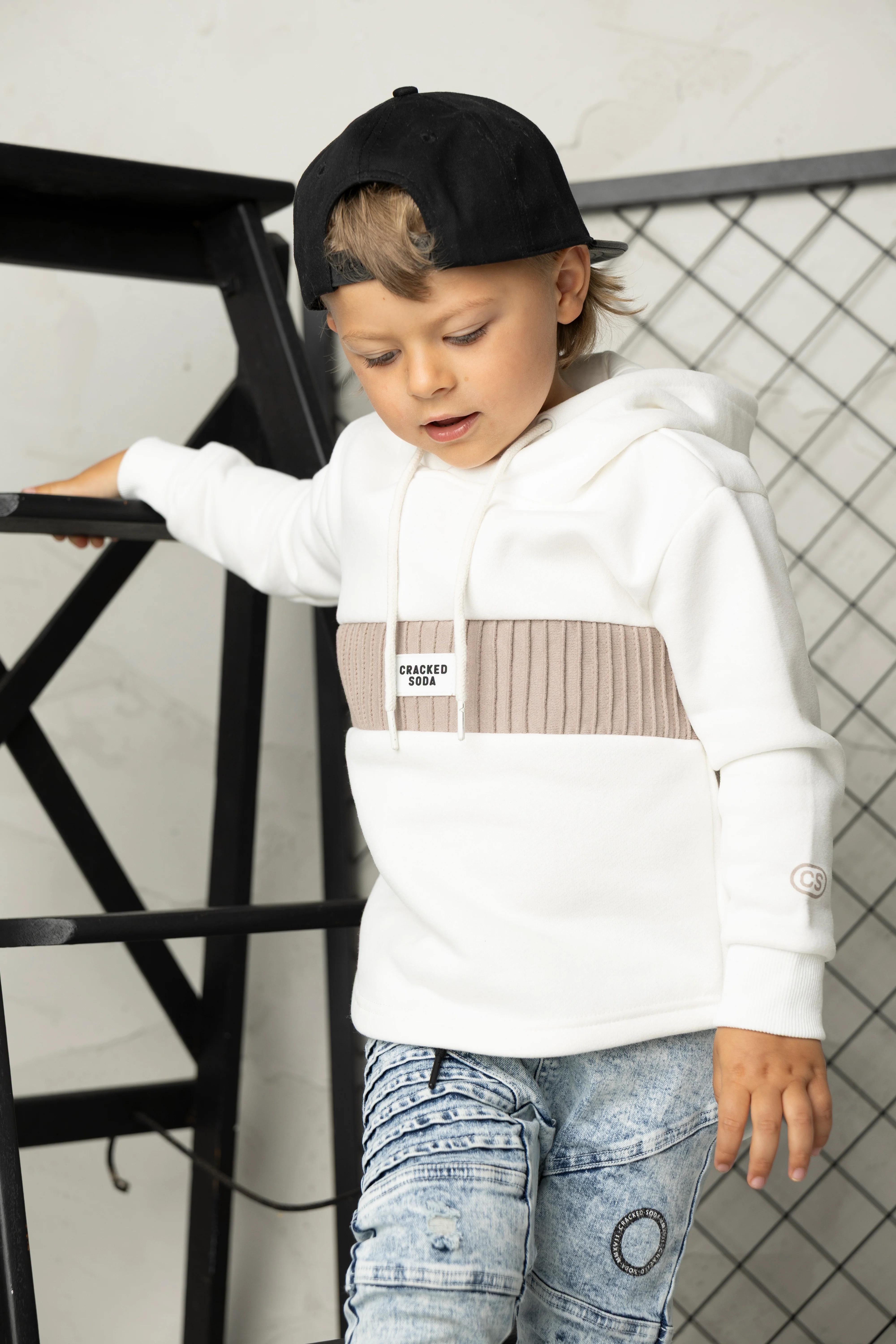 Theodore Detailed Hoodie - White