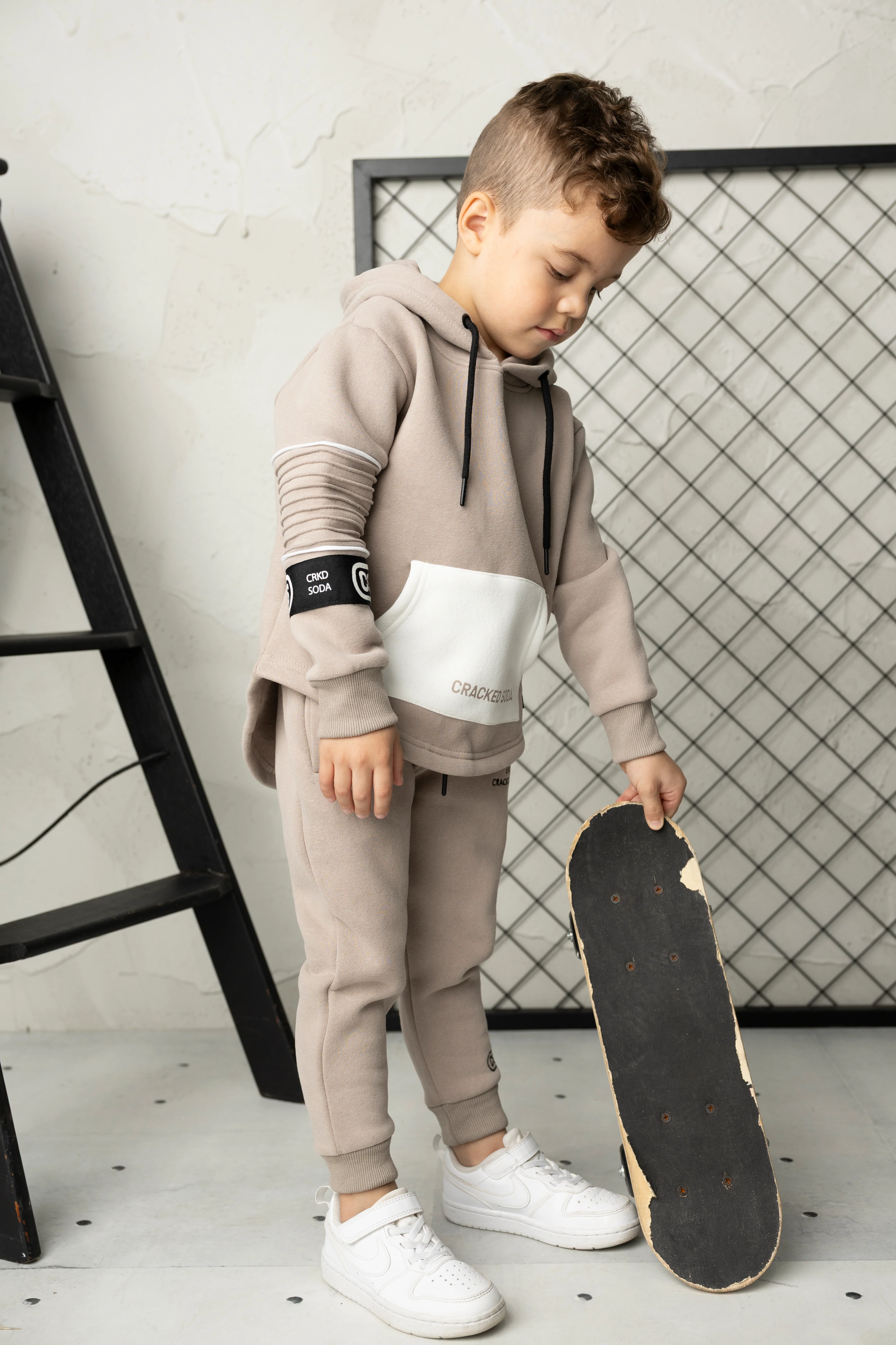 Theodore Pocket Hoodie - Truffle - Image 3
