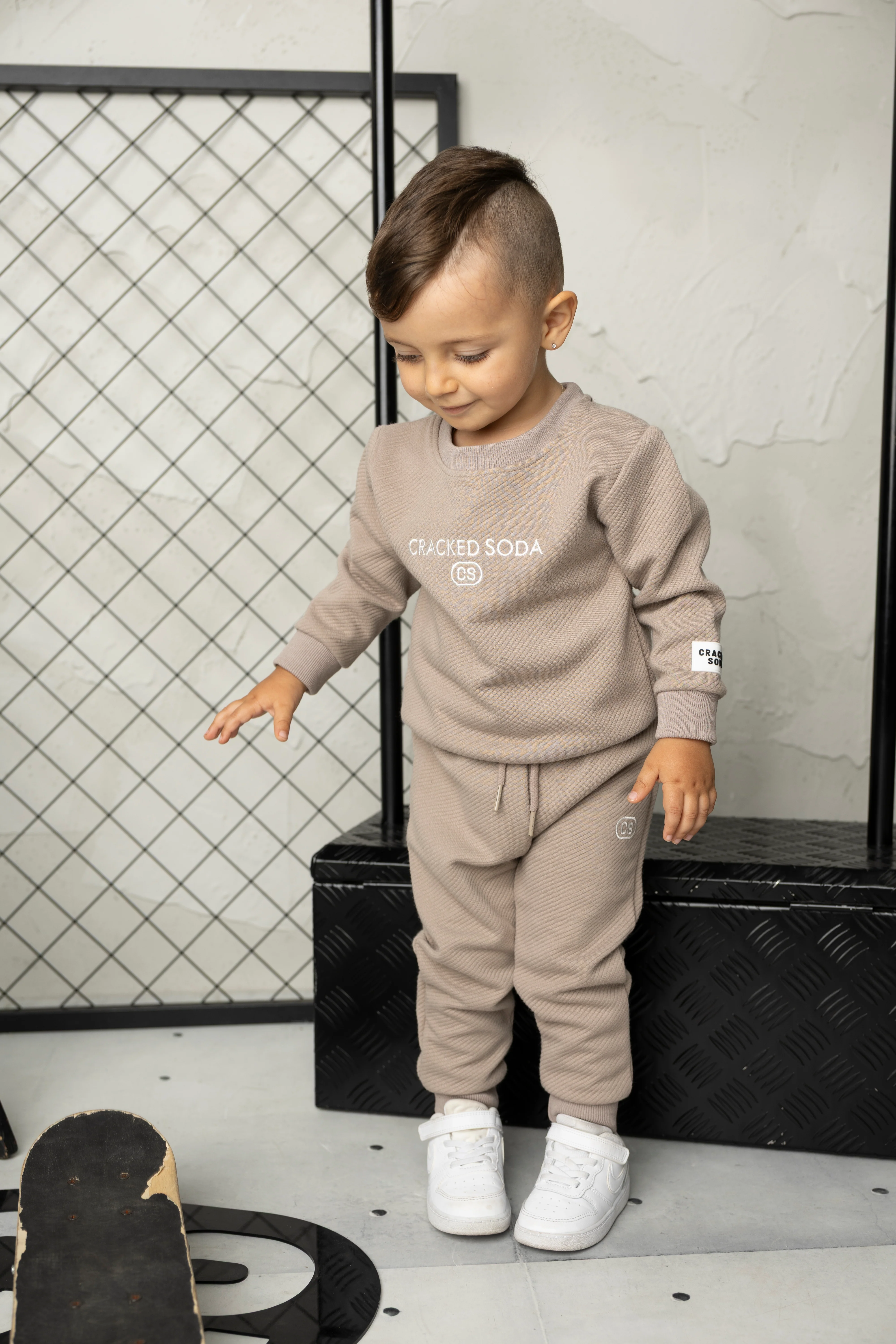 Theodore Quilted Crew Set - Truffle - Image 3