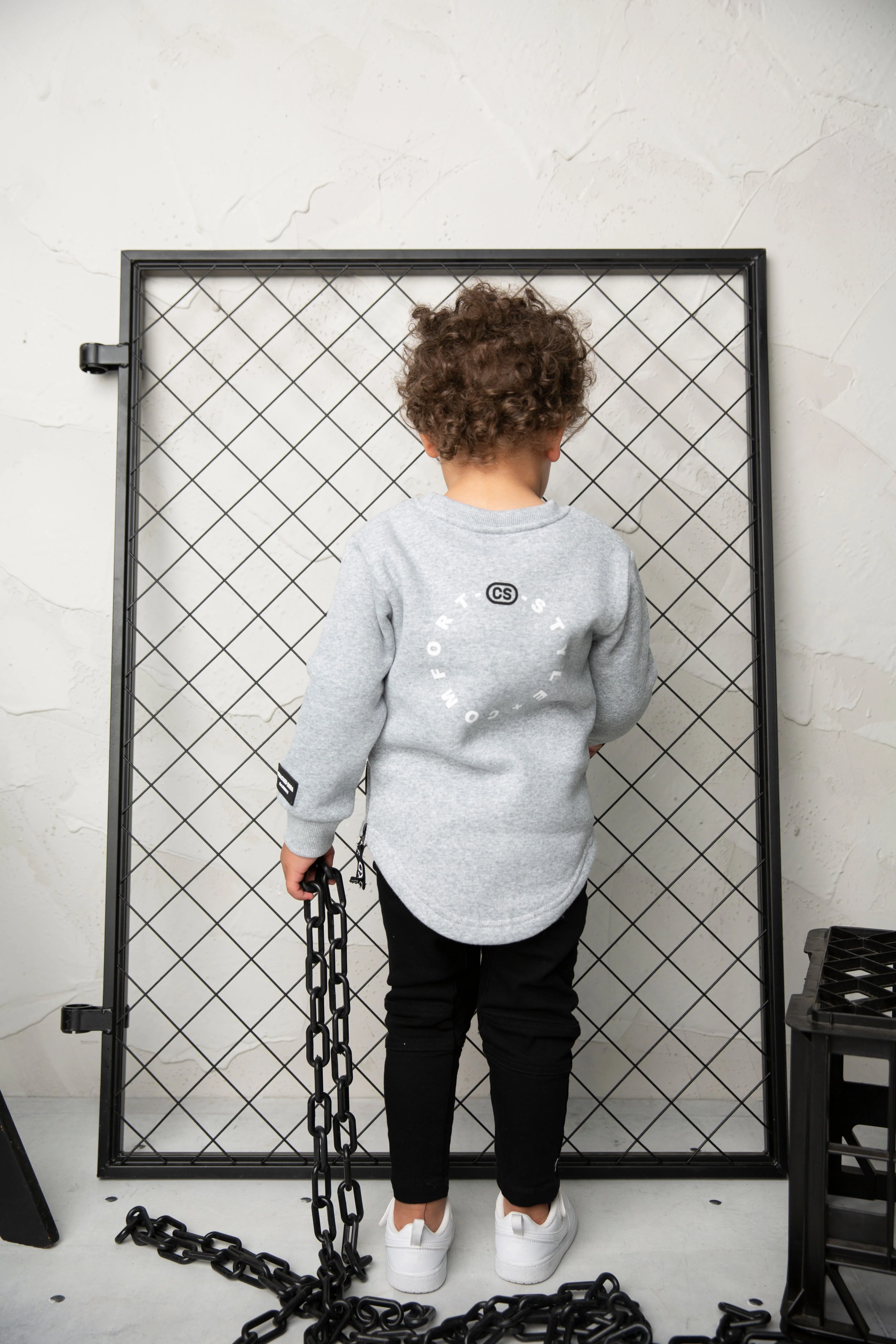 Tommy Crew - Grey - Image 5