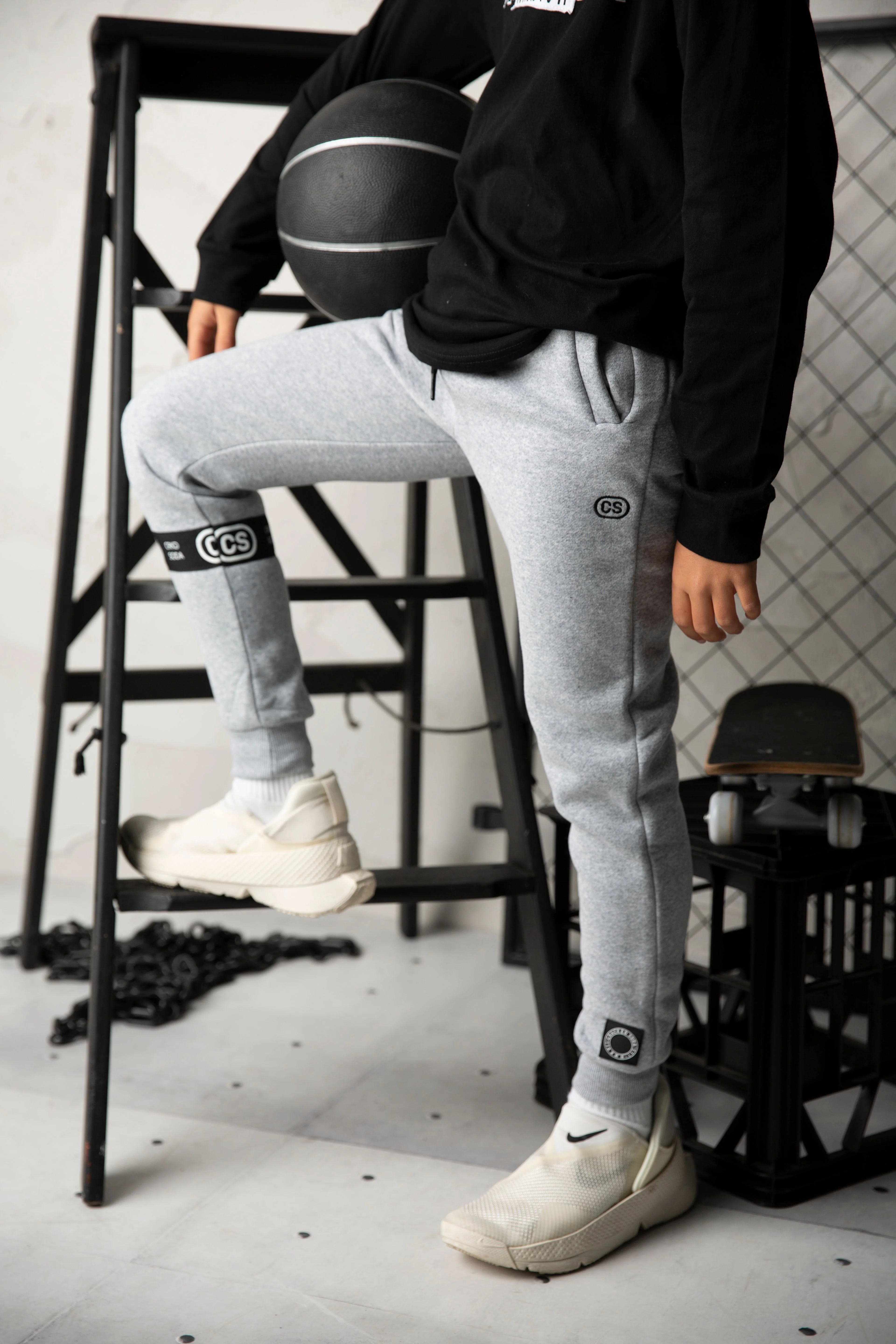 Tommy Detail Trackpants - Grey