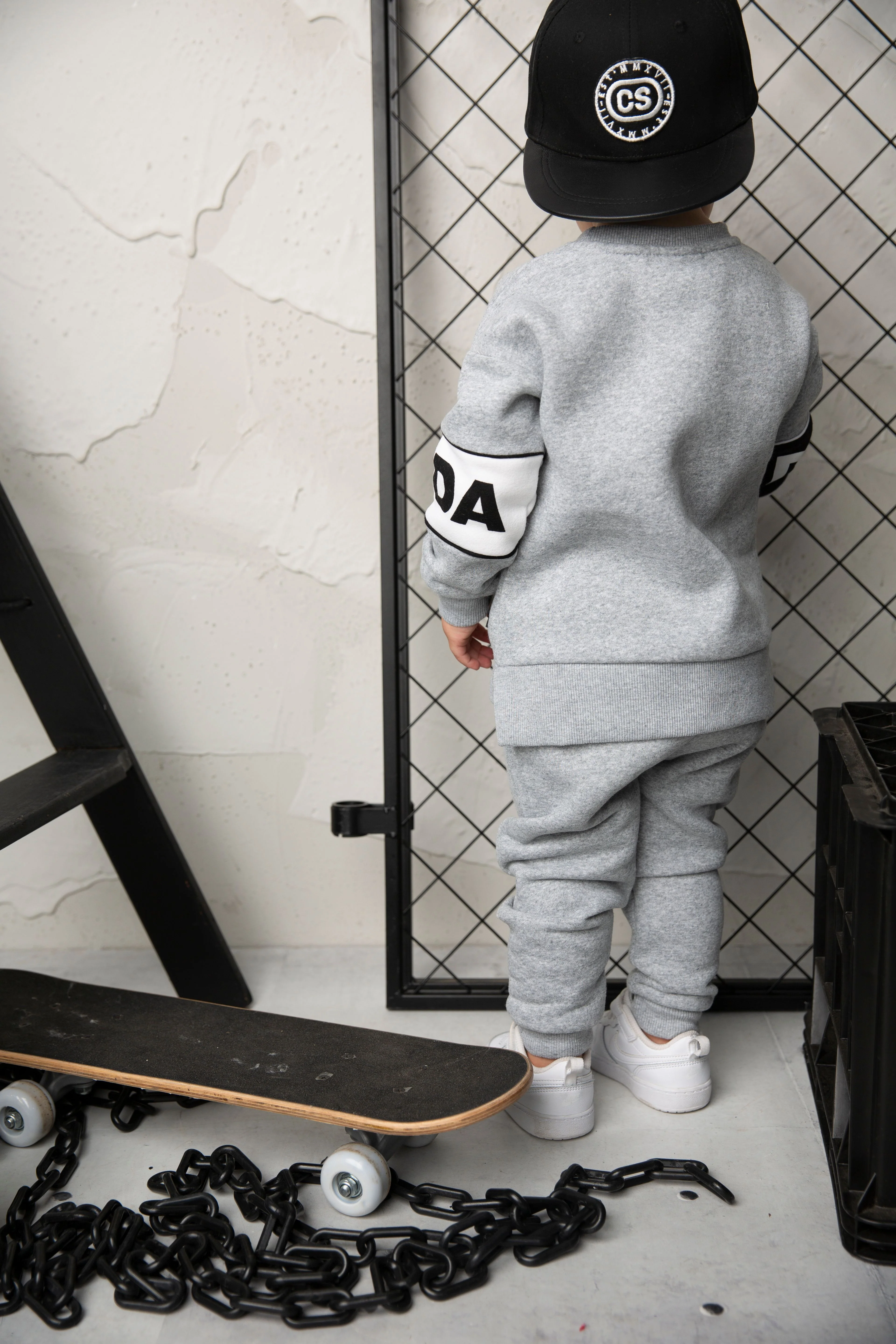 Tommy Detailed Set - Grey - Image 4