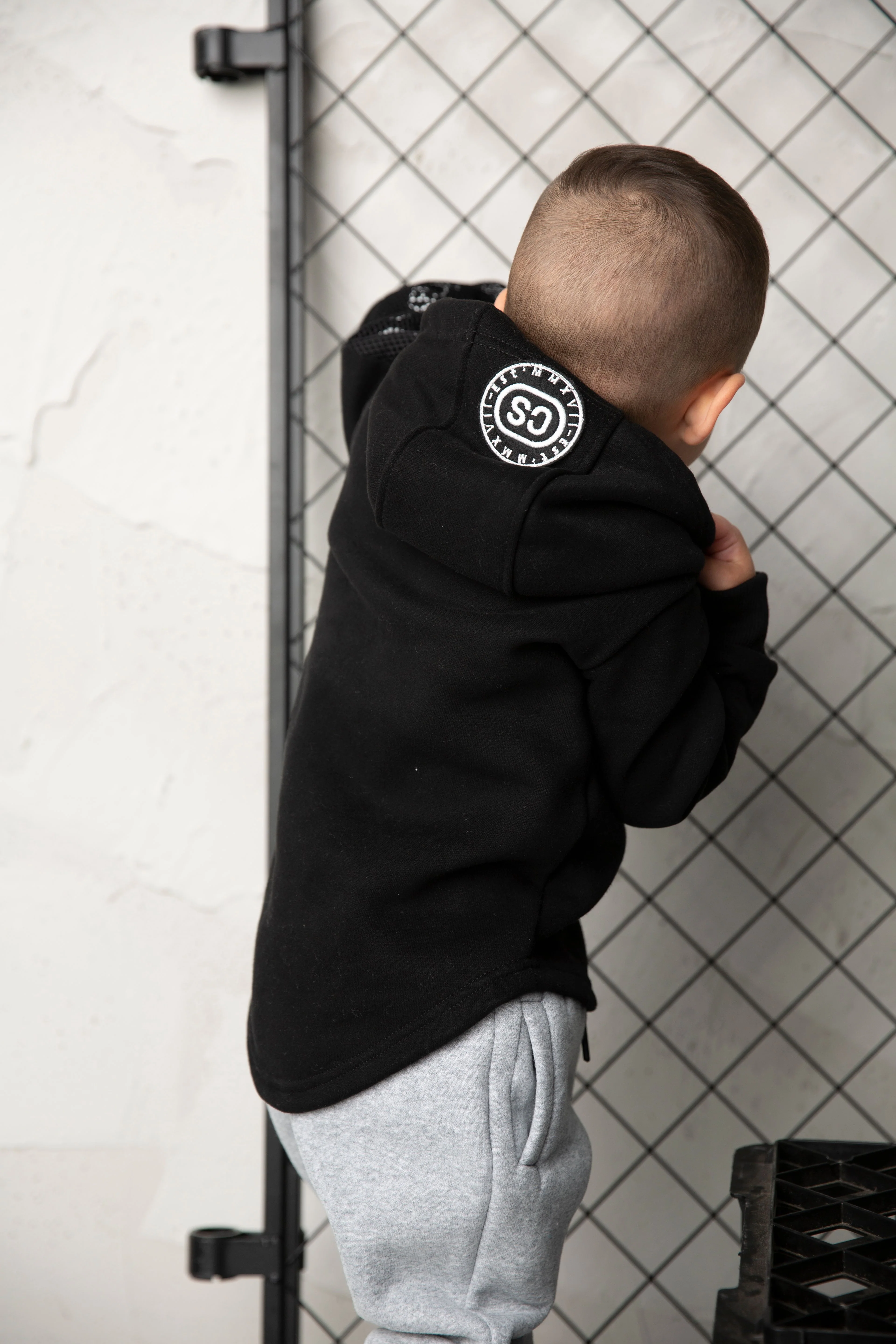 Zack Cracked Soda Essential Hoodie - Black - Image 2